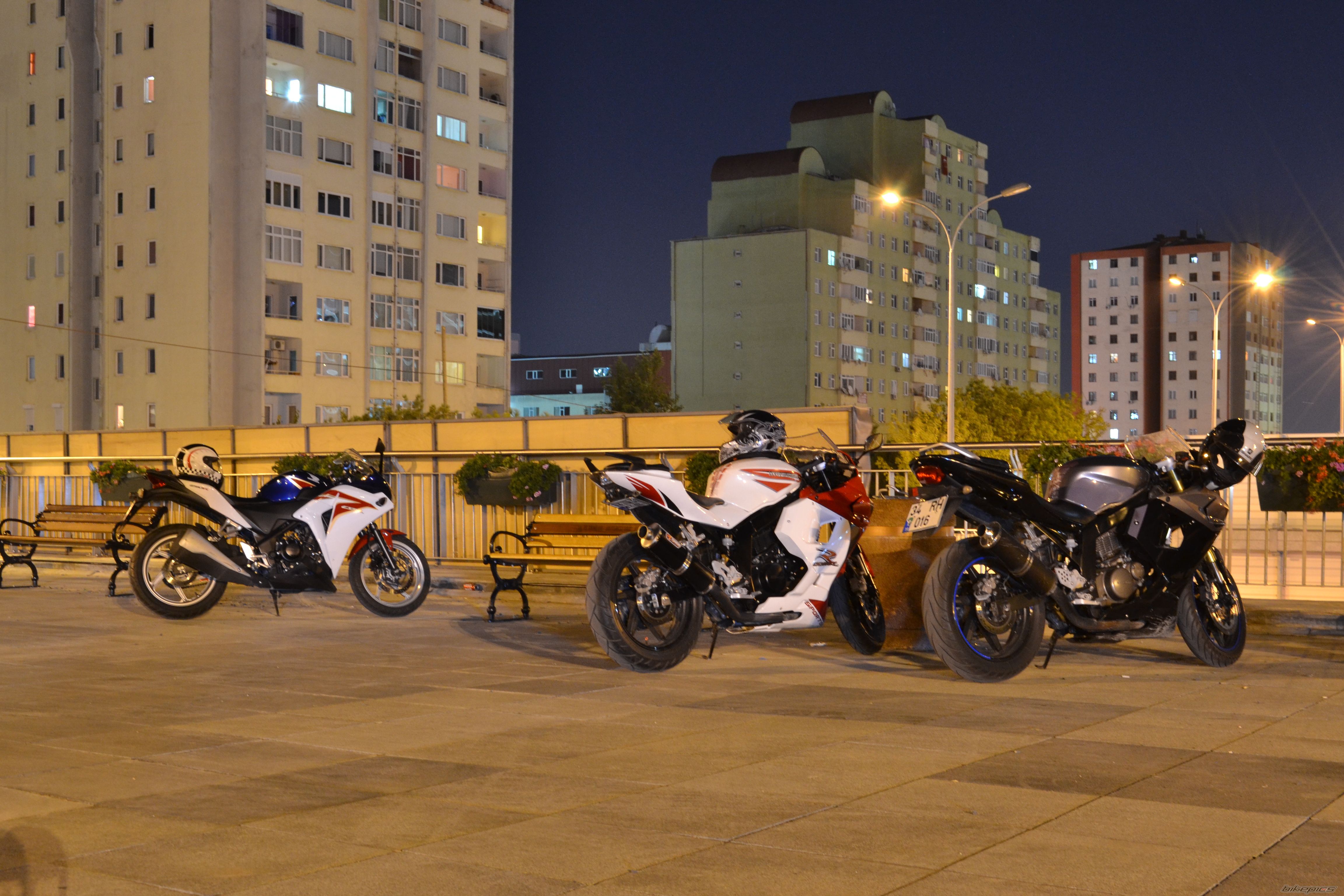 Photo 2467940