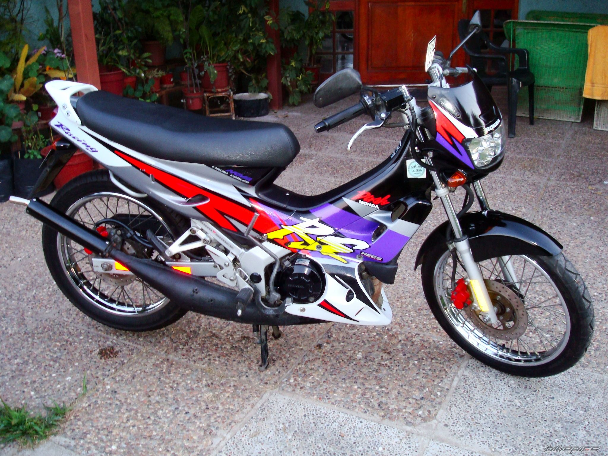 Photo 2467959