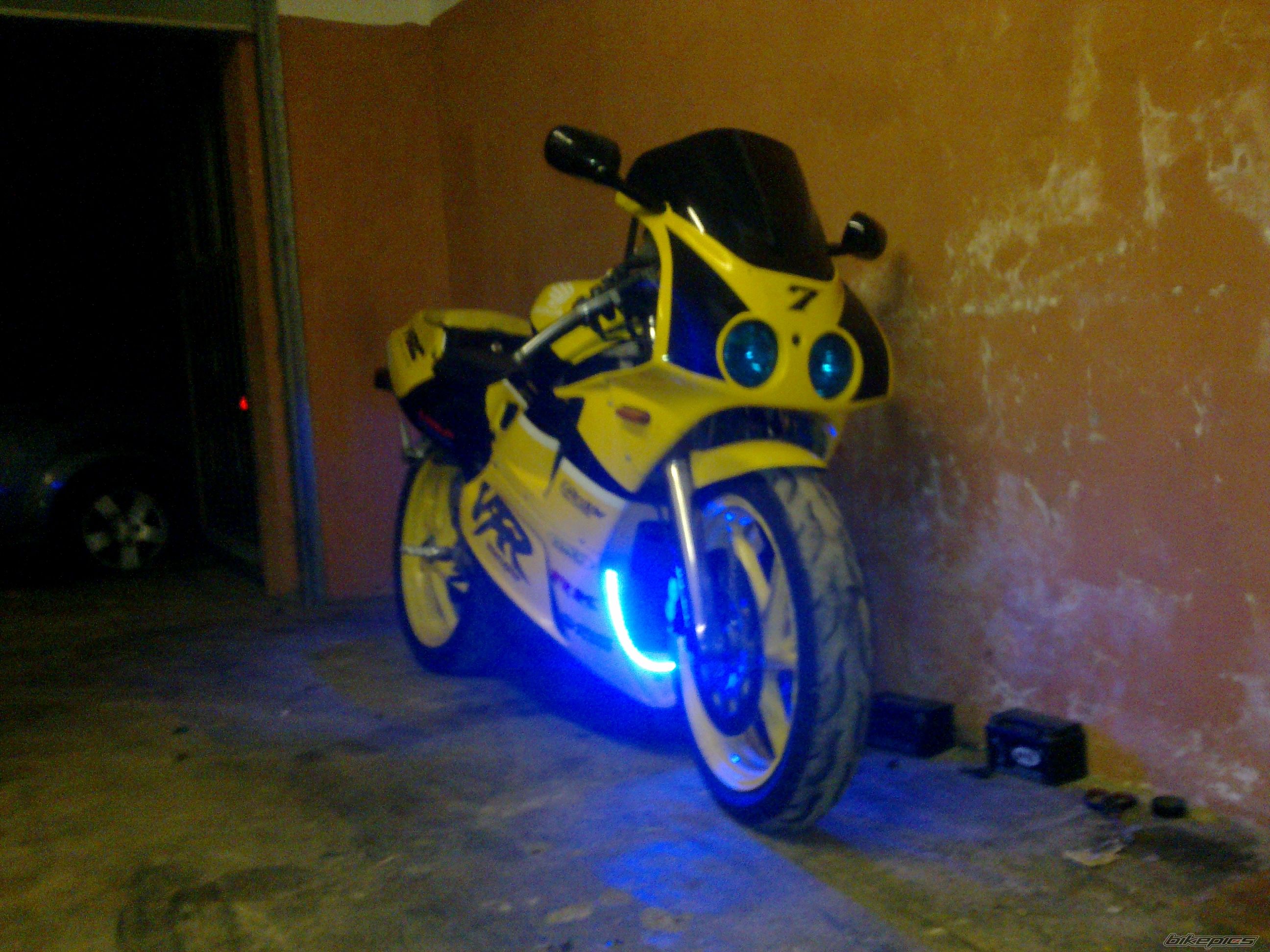 Photo 2468146