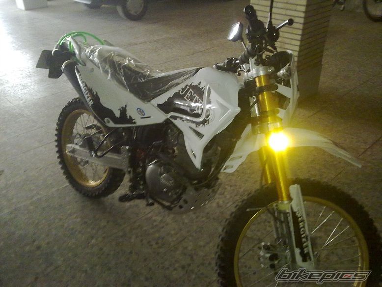 Photo 2468155