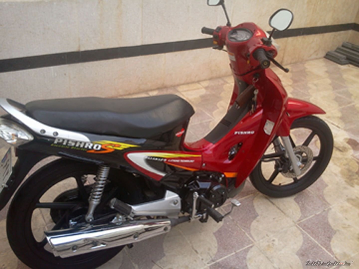 Photo 2468172