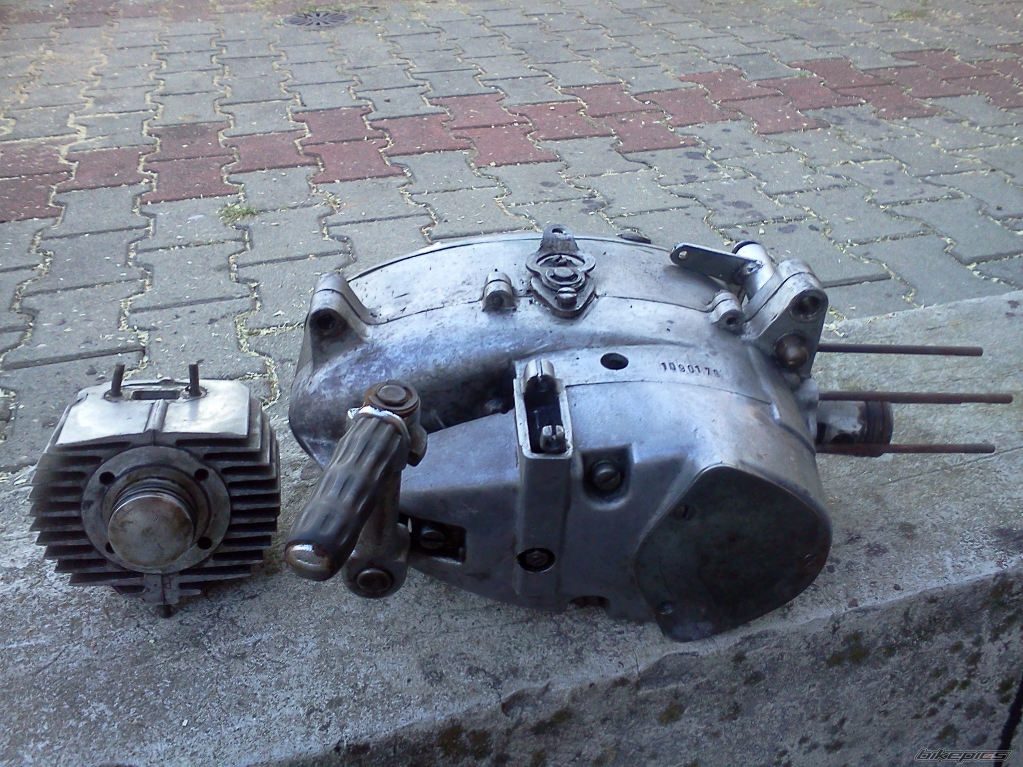 Photo 2468353
