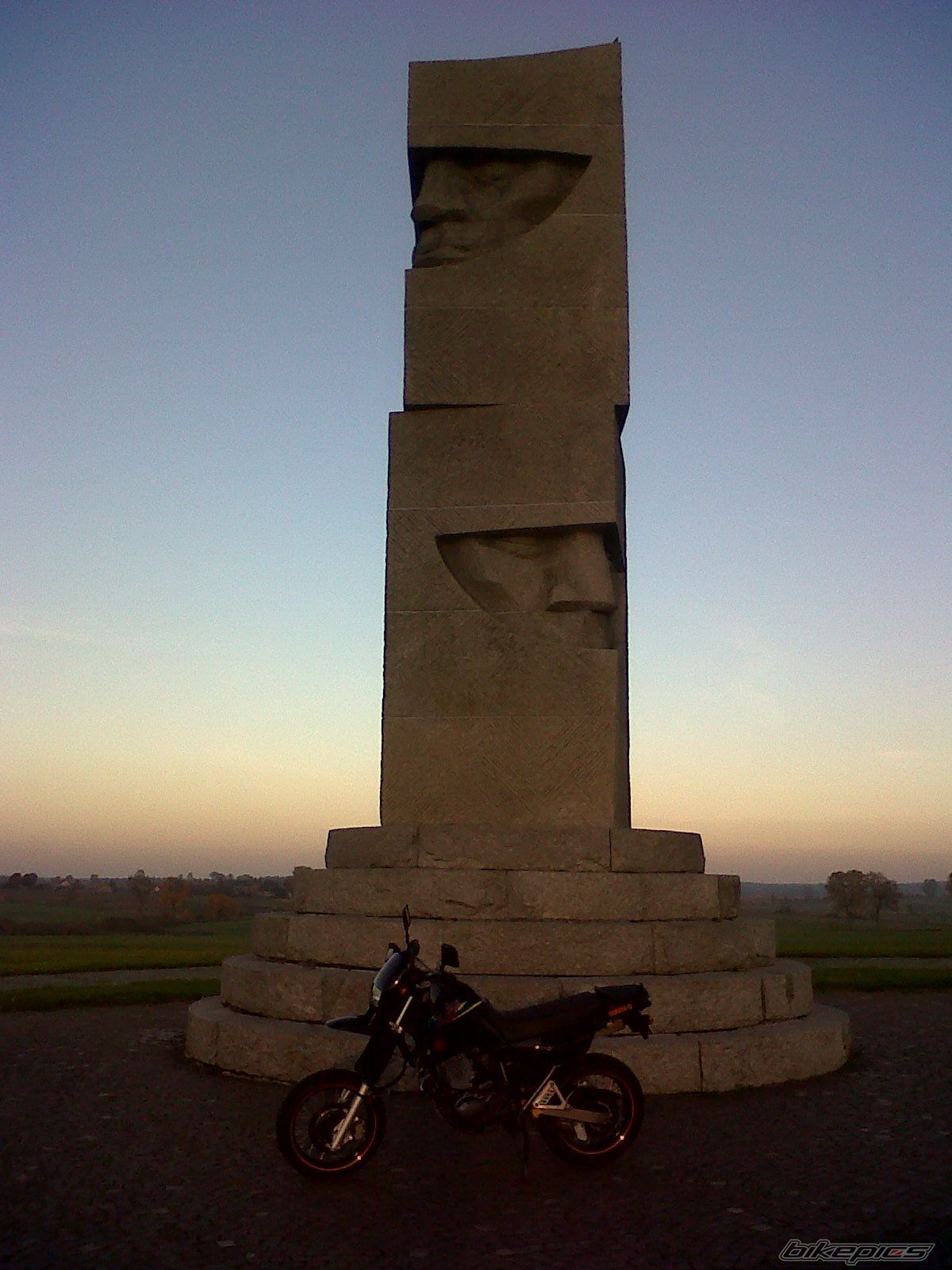 Photo 2468871