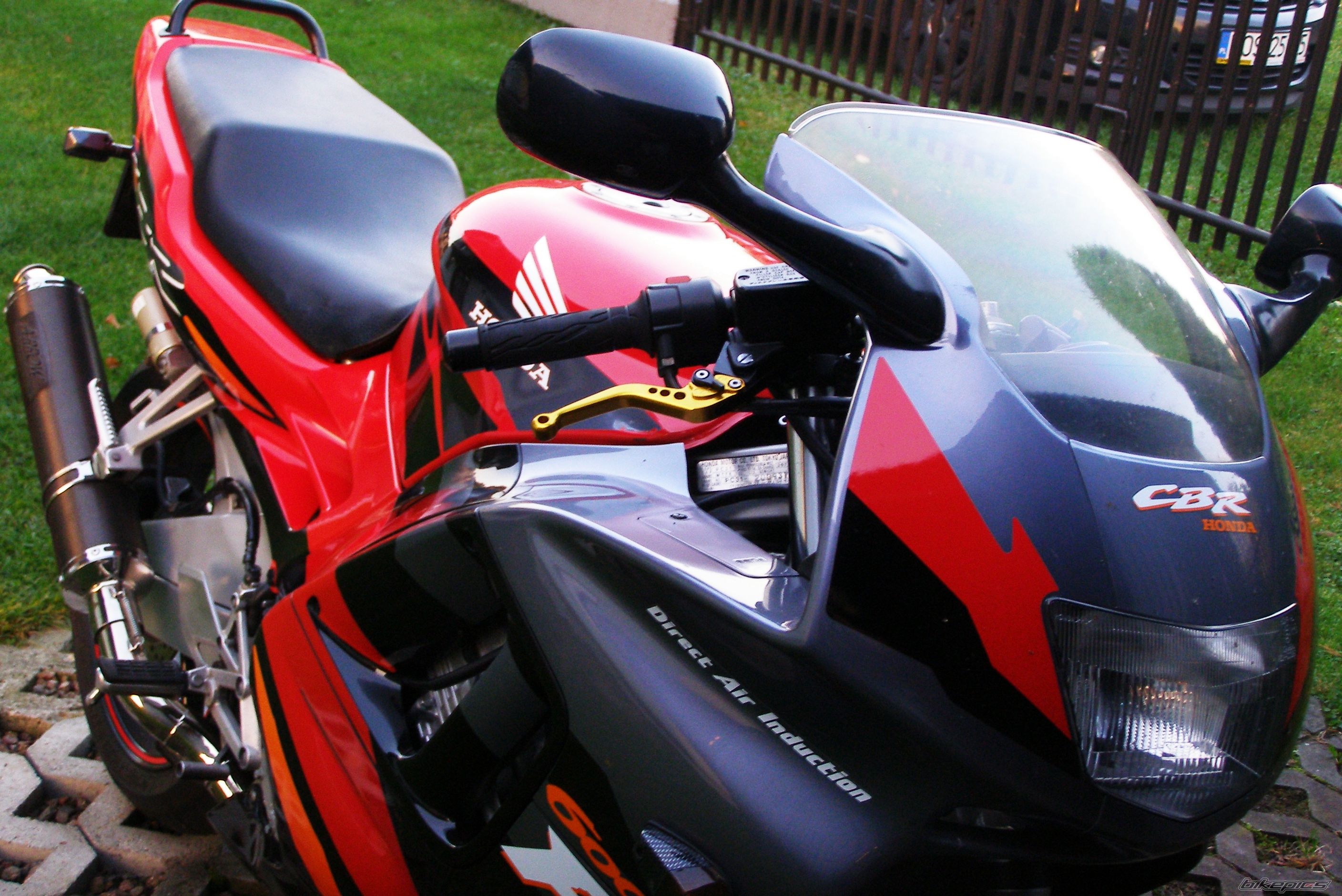 Photo 2468931