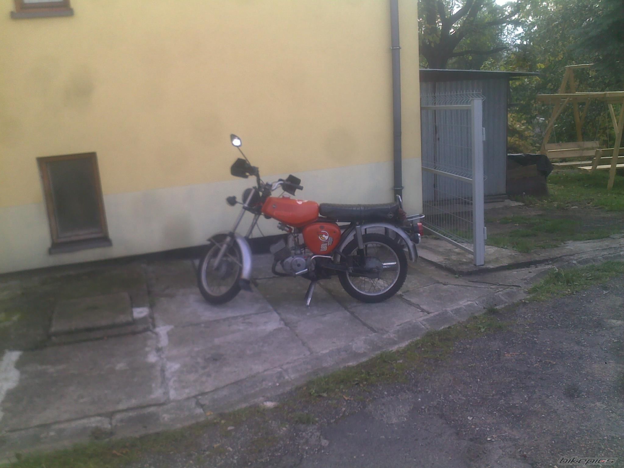 Photo 2469077