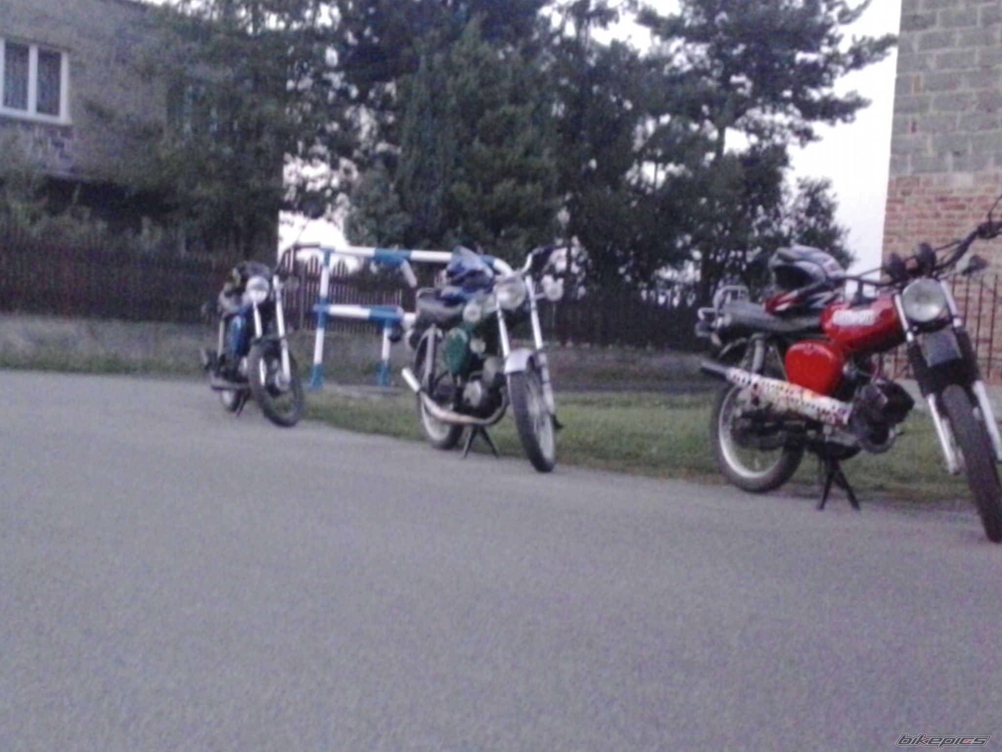 Photo 2469083