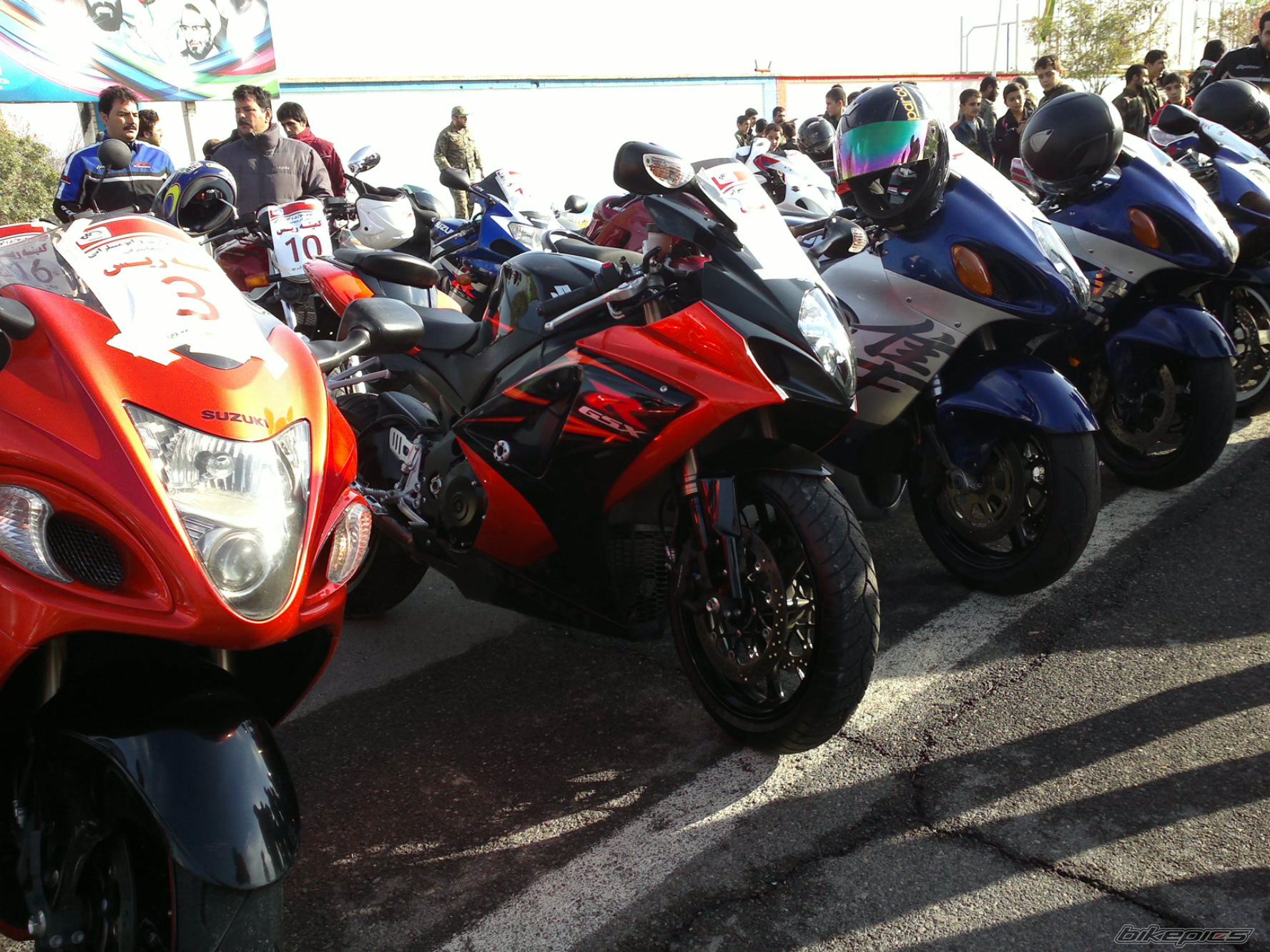 Photo 2469129