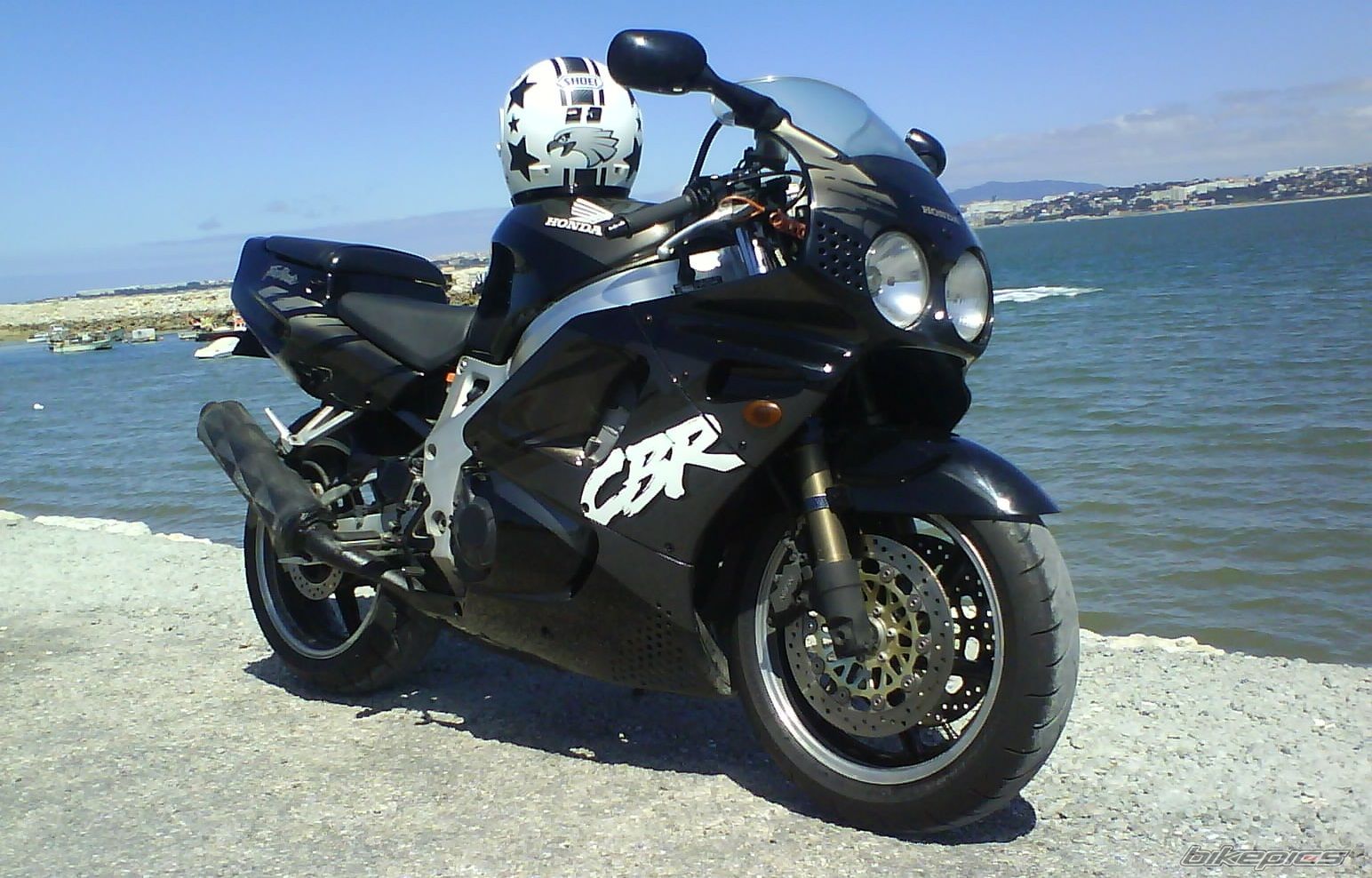 Photo 2469278