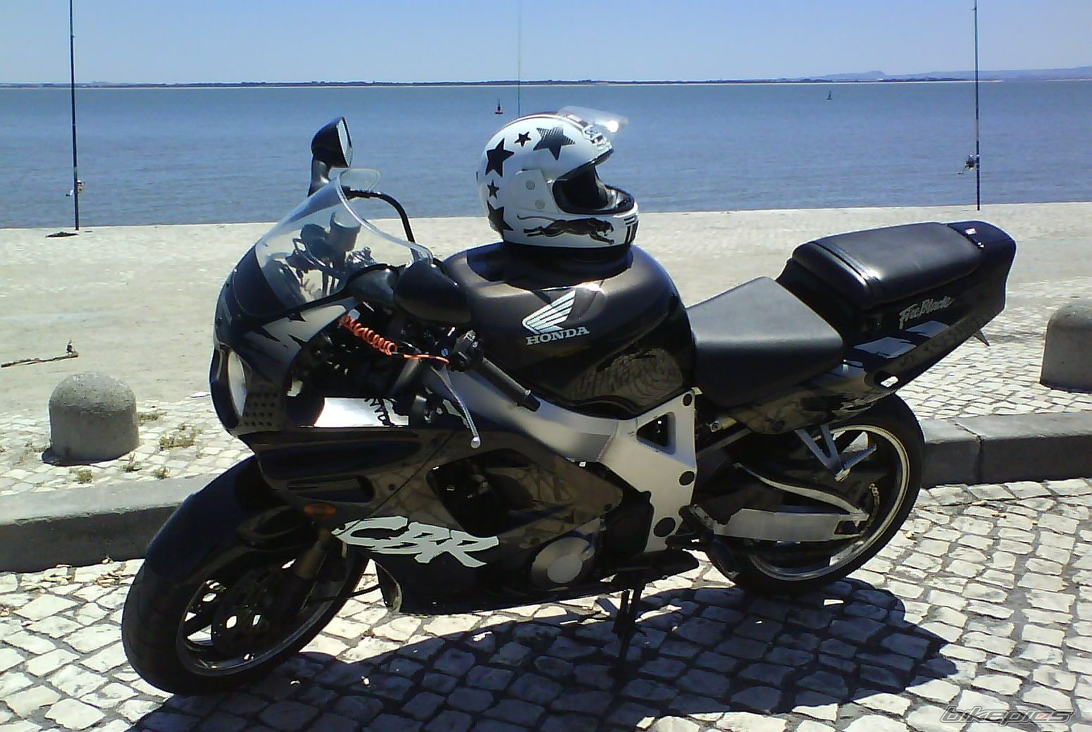 Photo 2469280