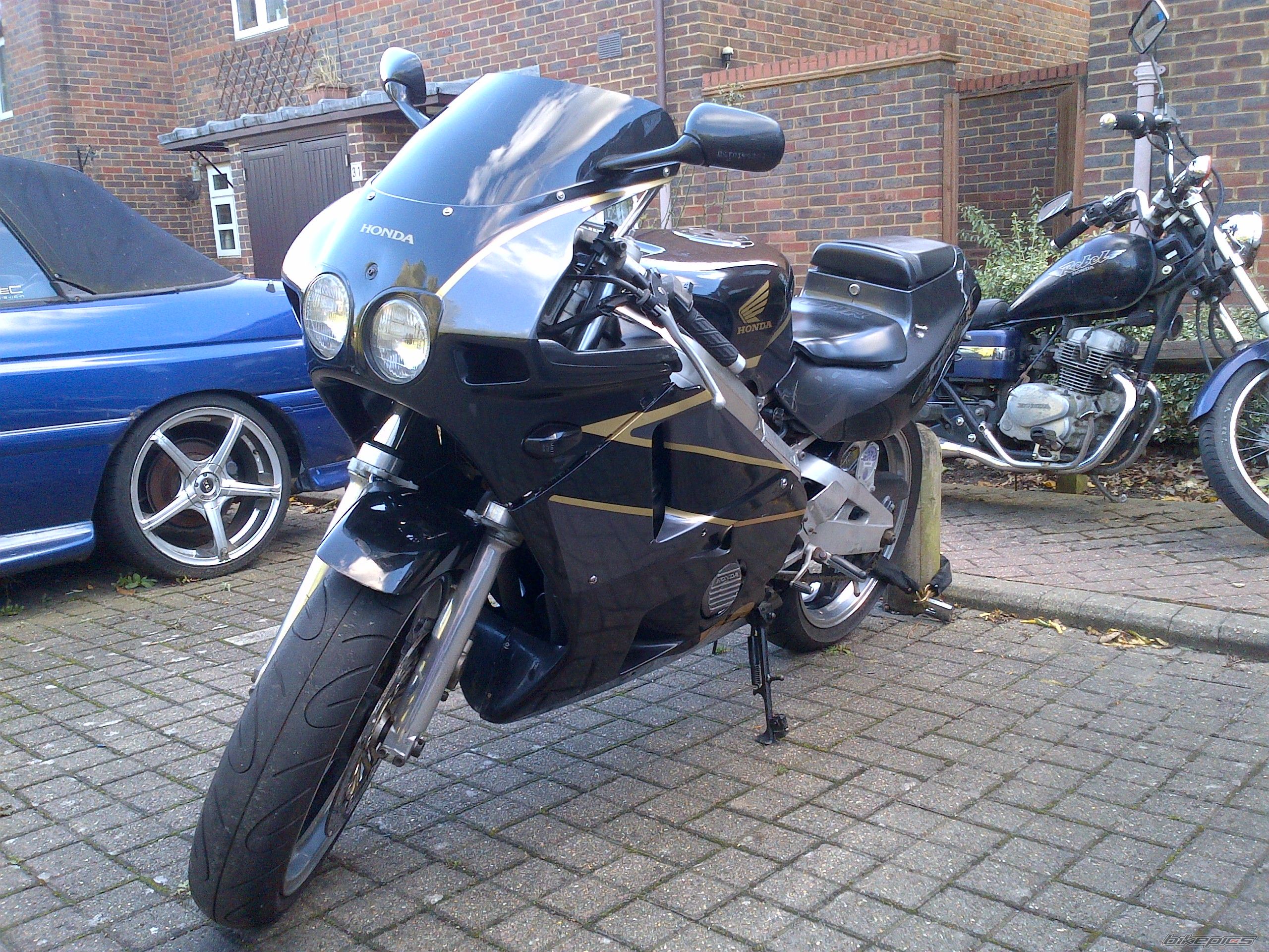 Photo 2469357