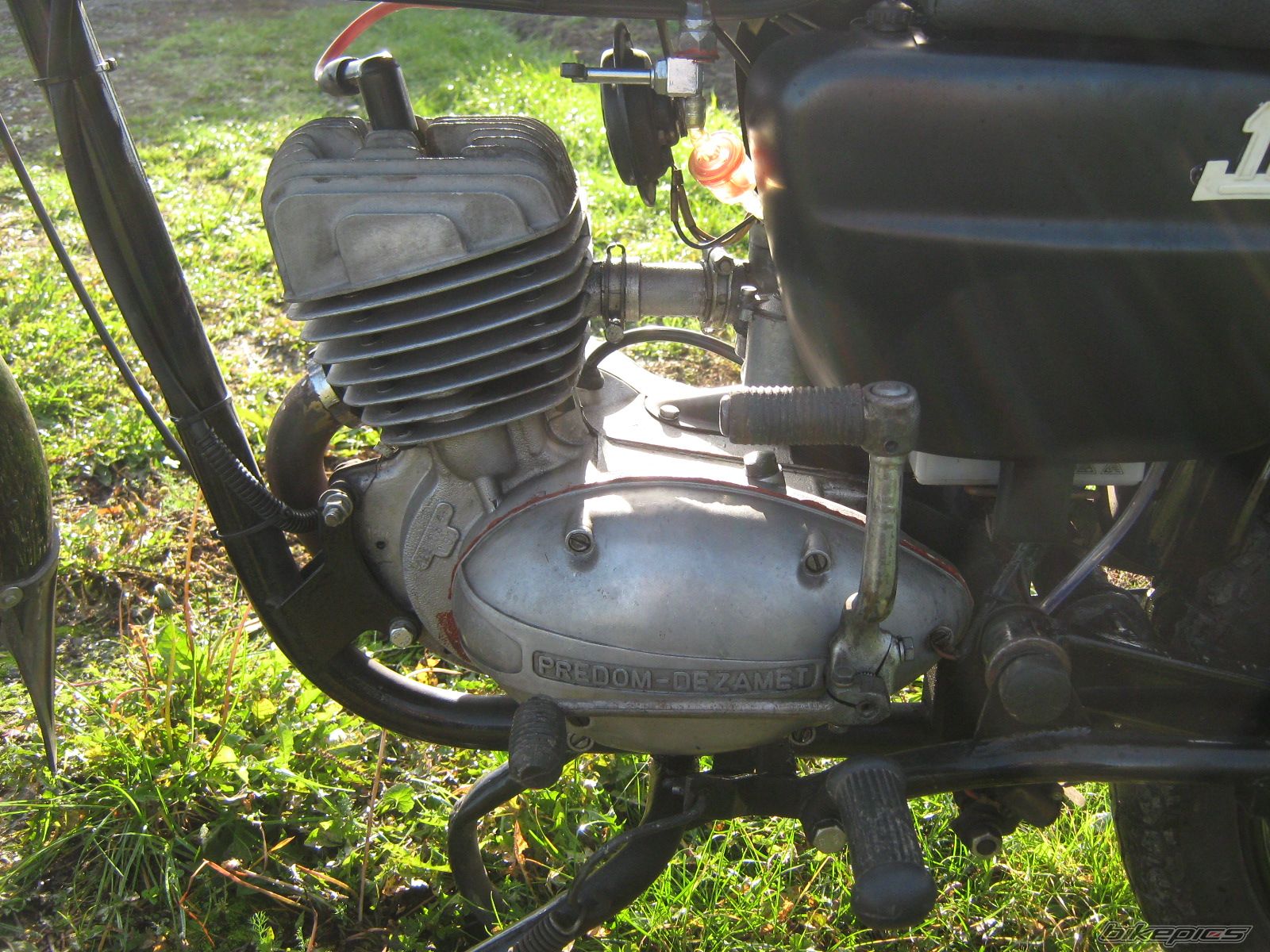 Photo 2469393
