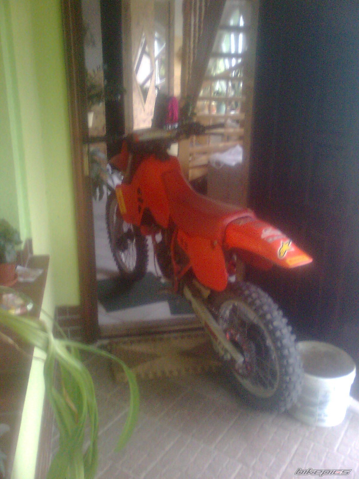 Photo 2469455