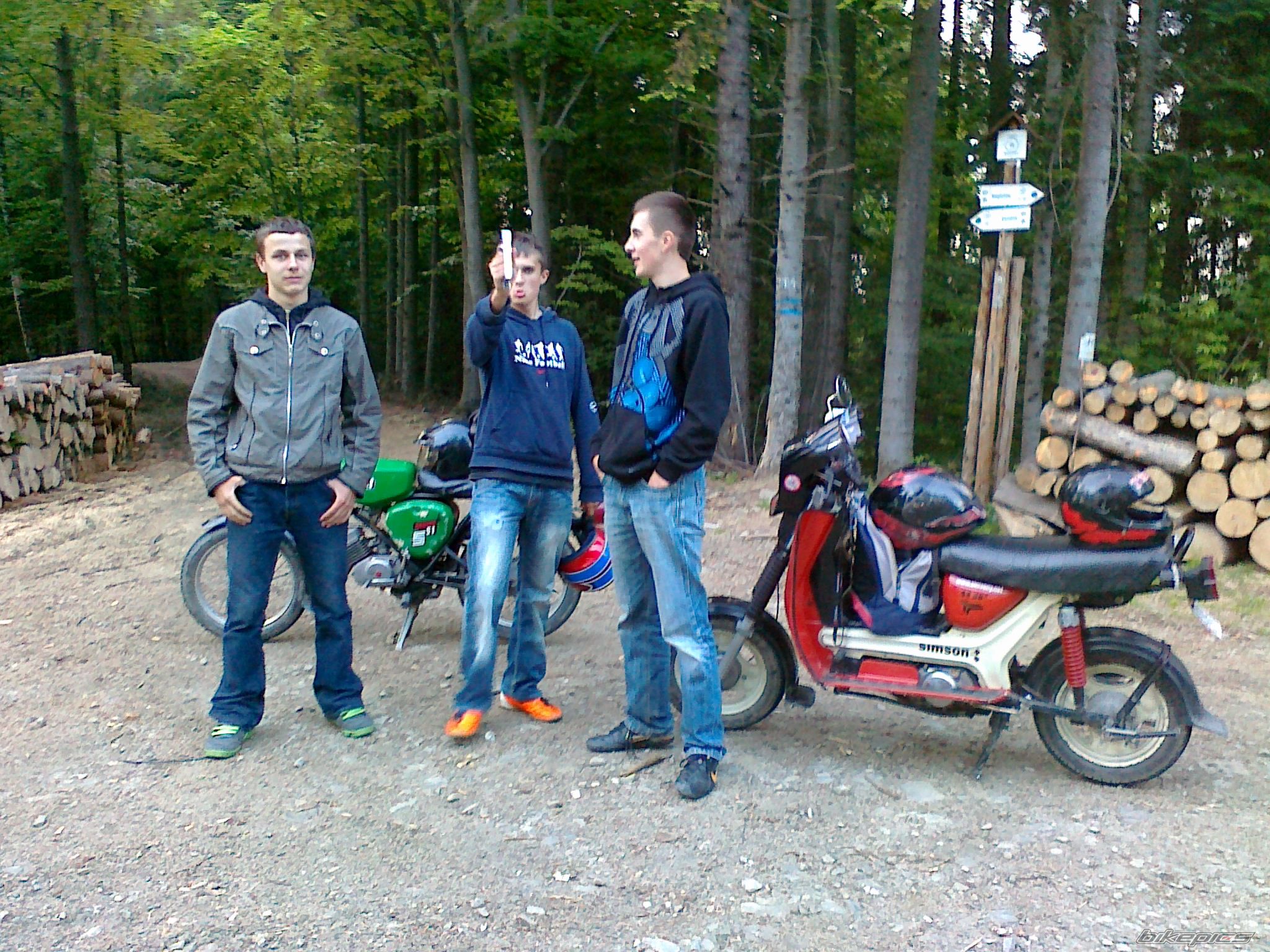 Photo 2469457
