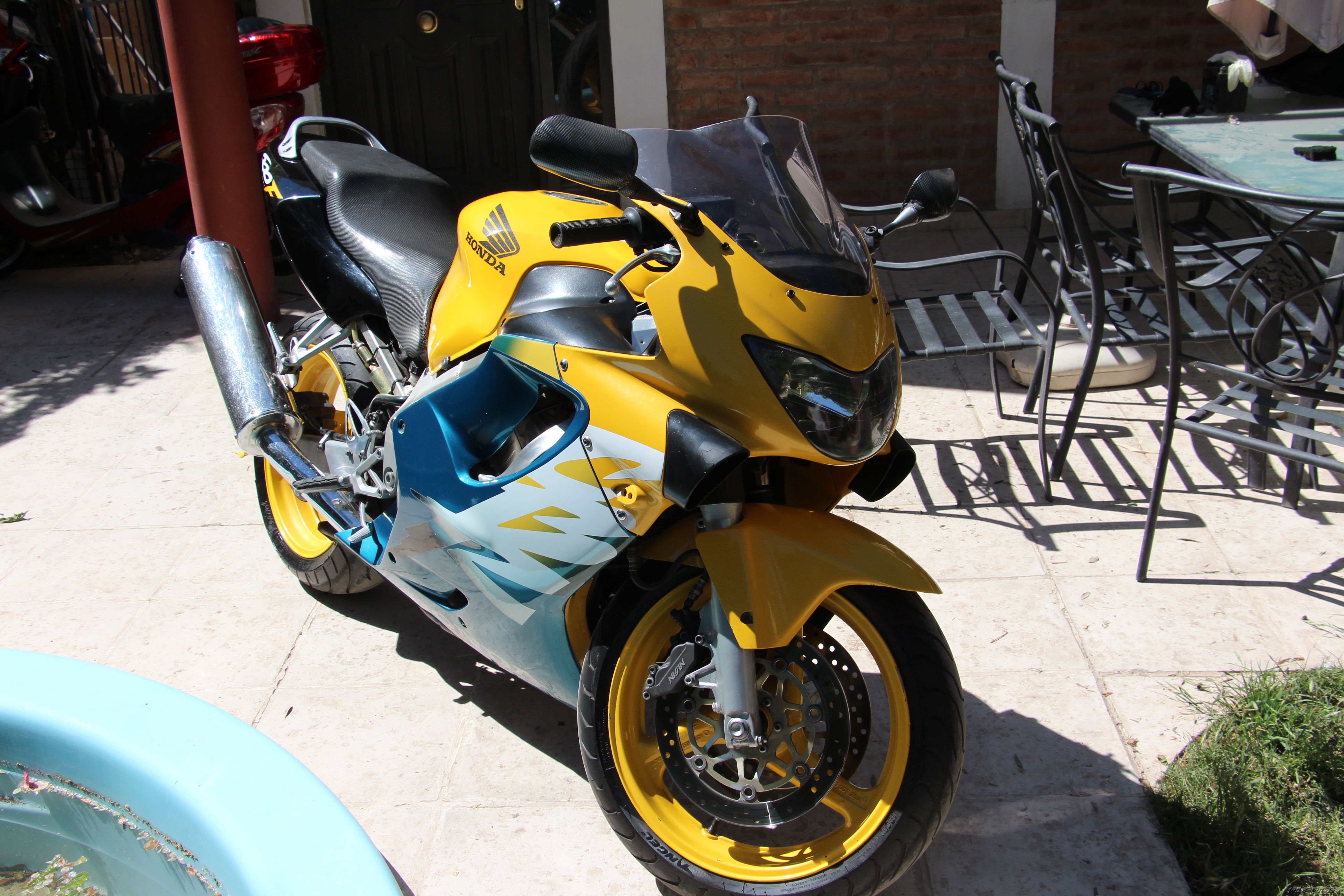 Photo 2469501