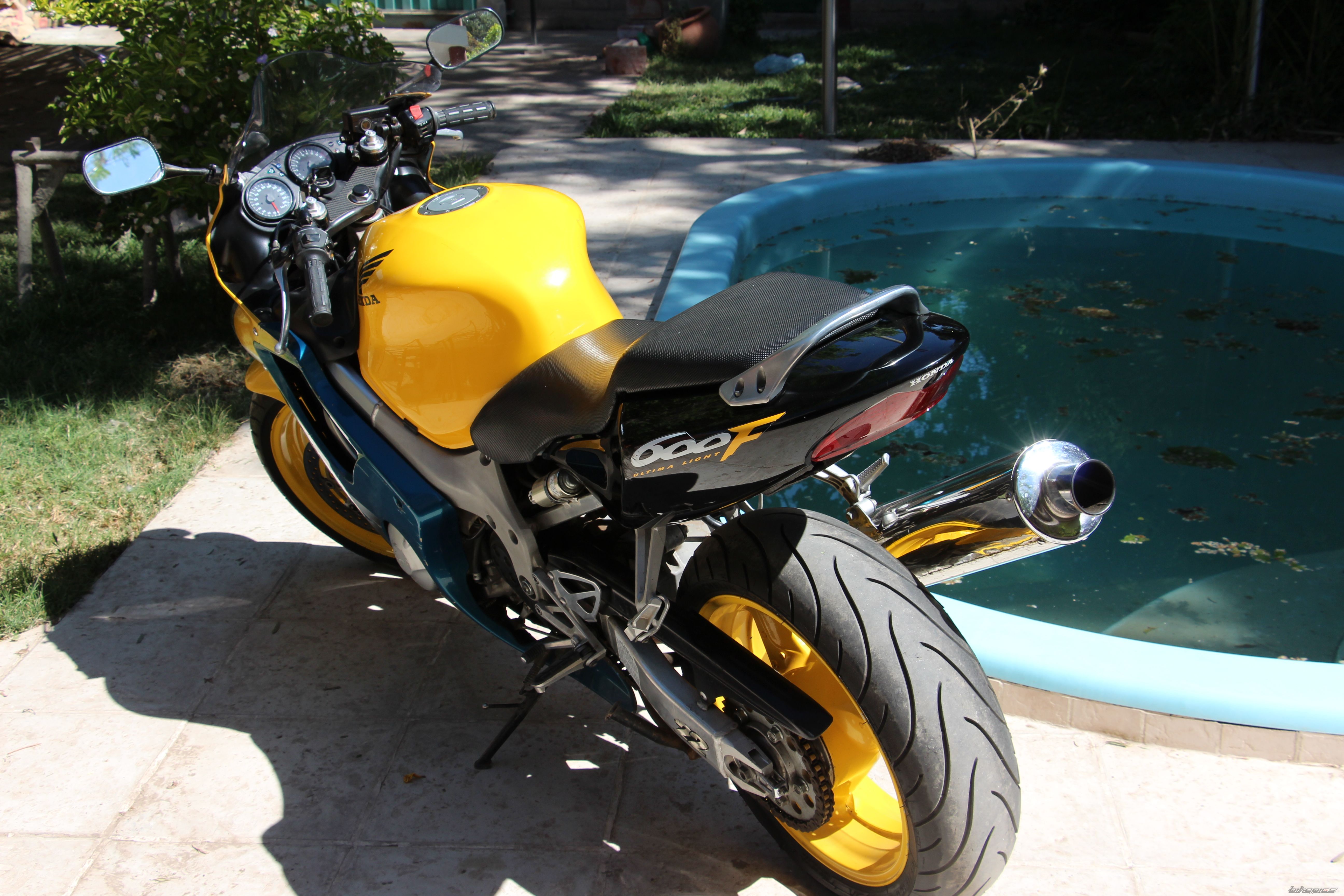 Photo 2469520