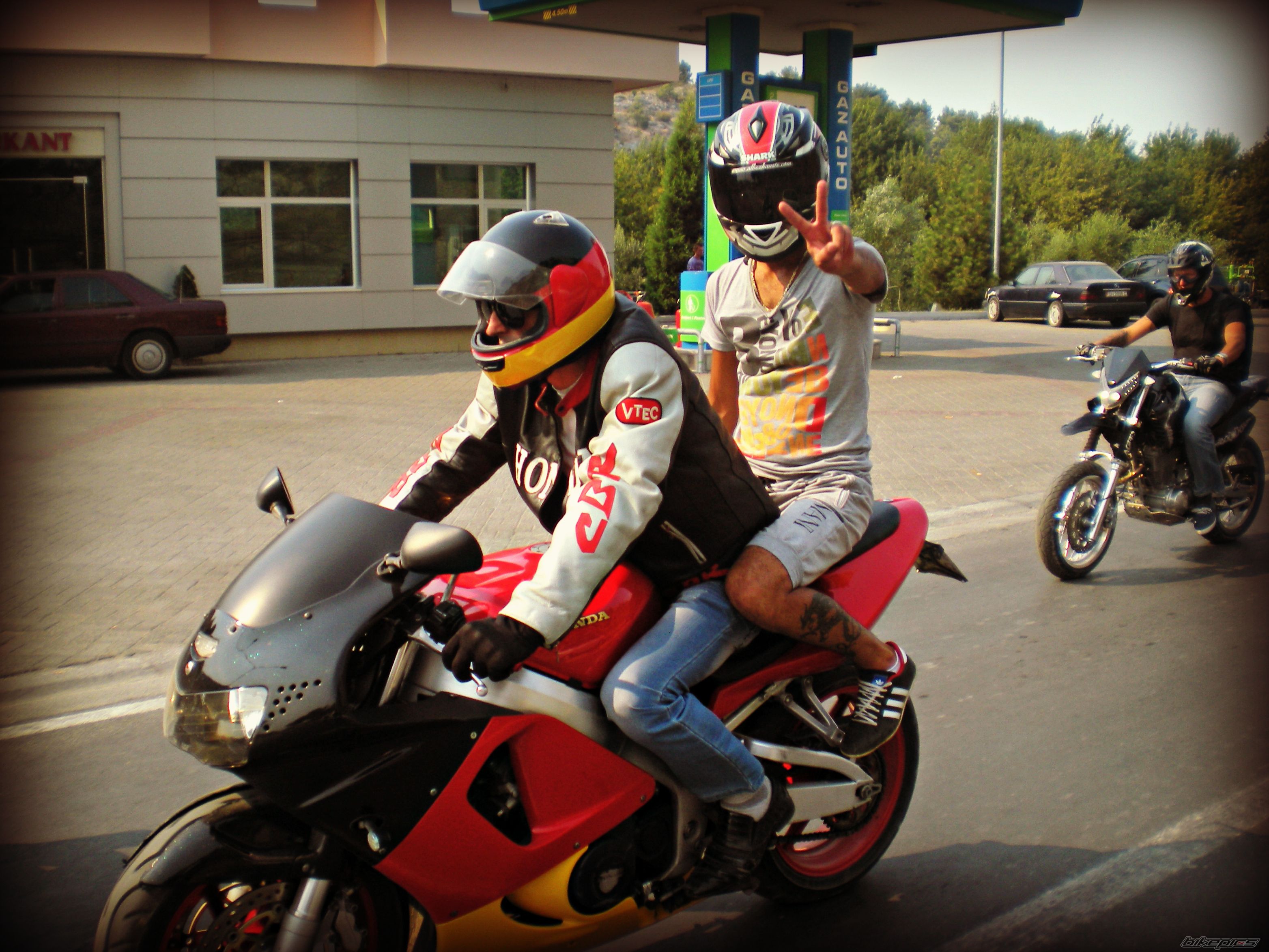 Photo 2469560