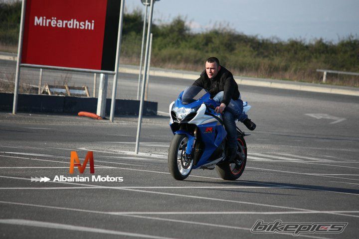 Photo 2469830