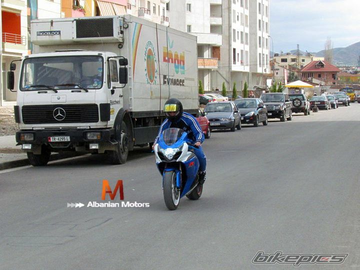 Photo 2469832