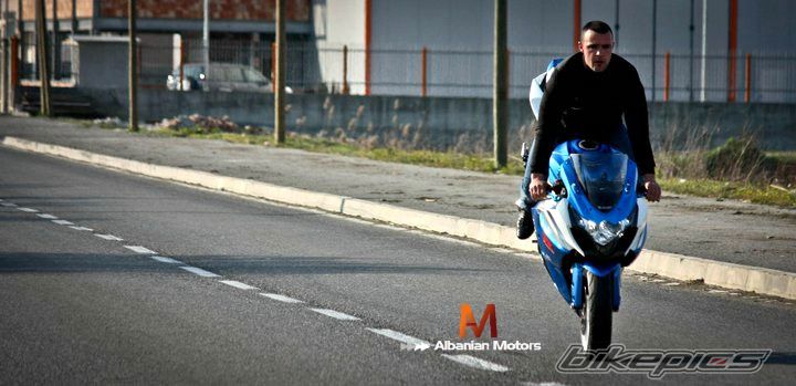 Photo 2469847