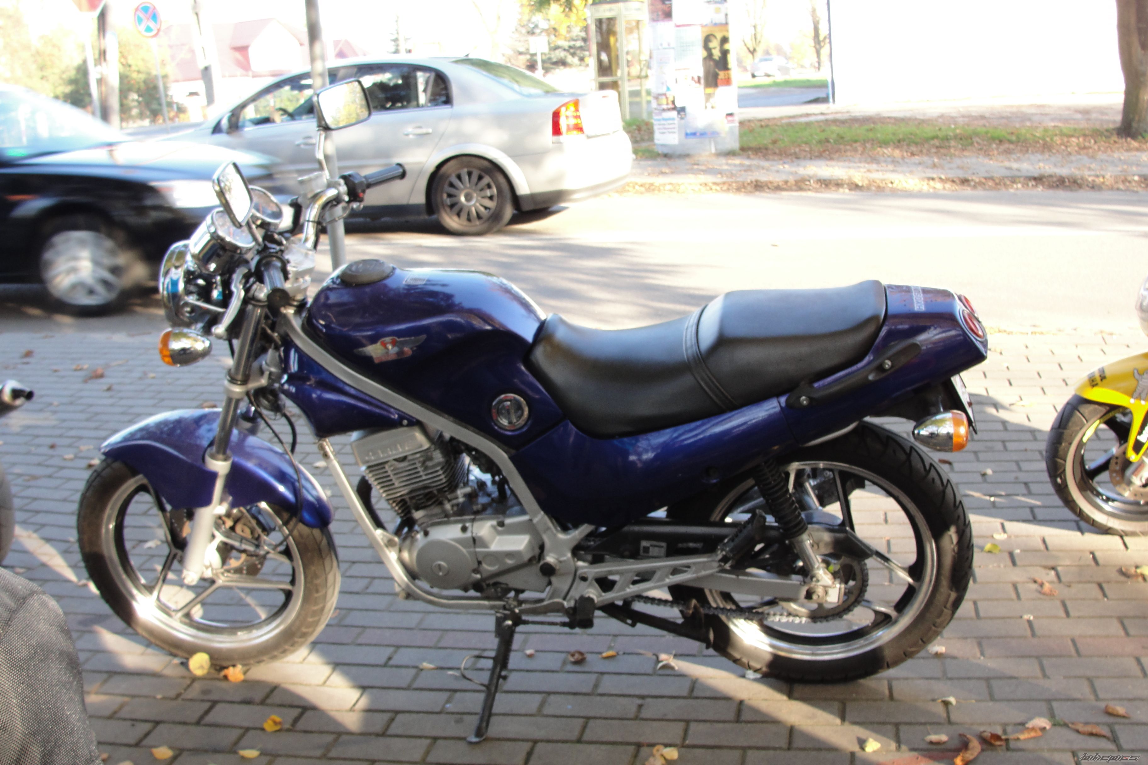 Photo 2469930