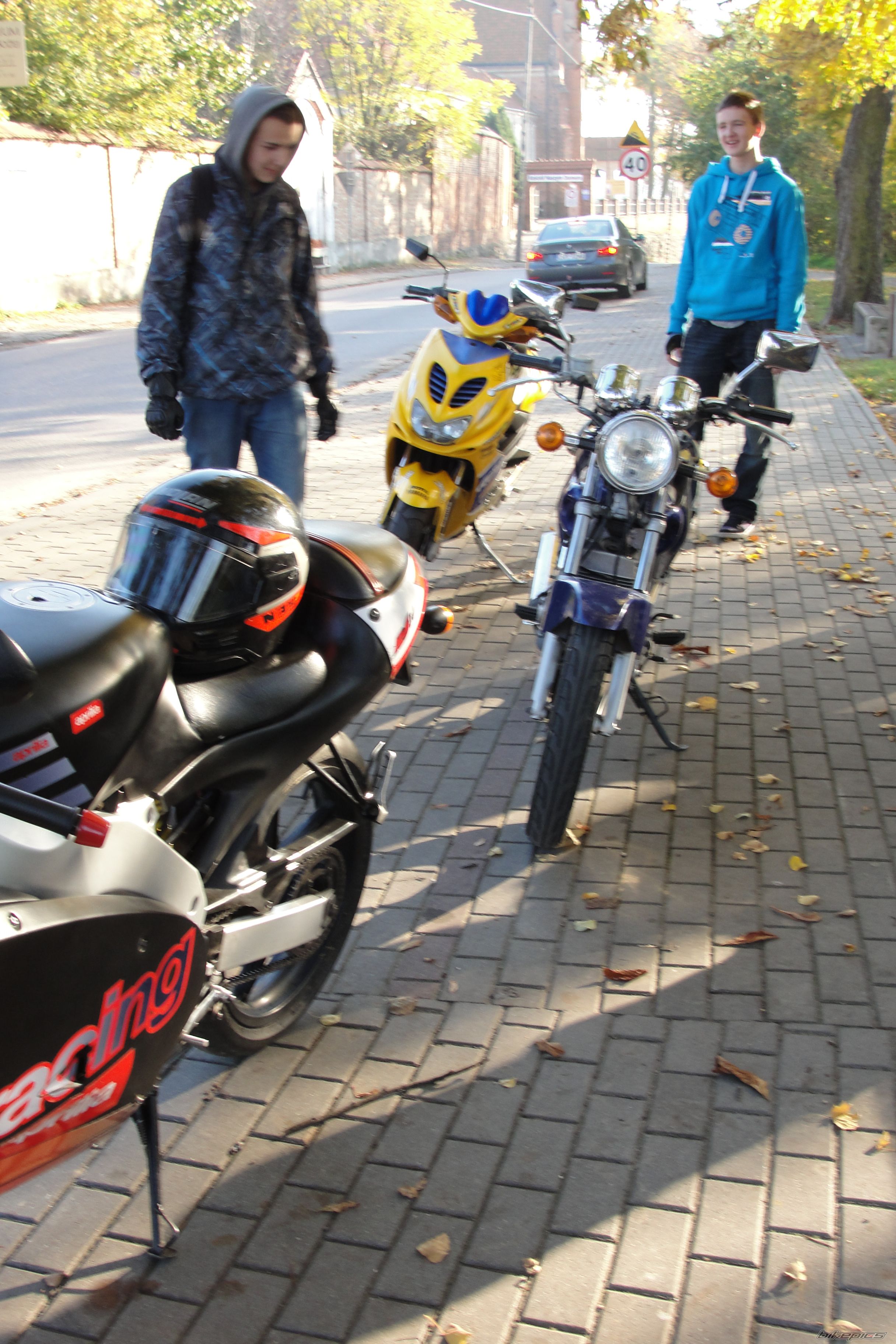 Photo 2469936