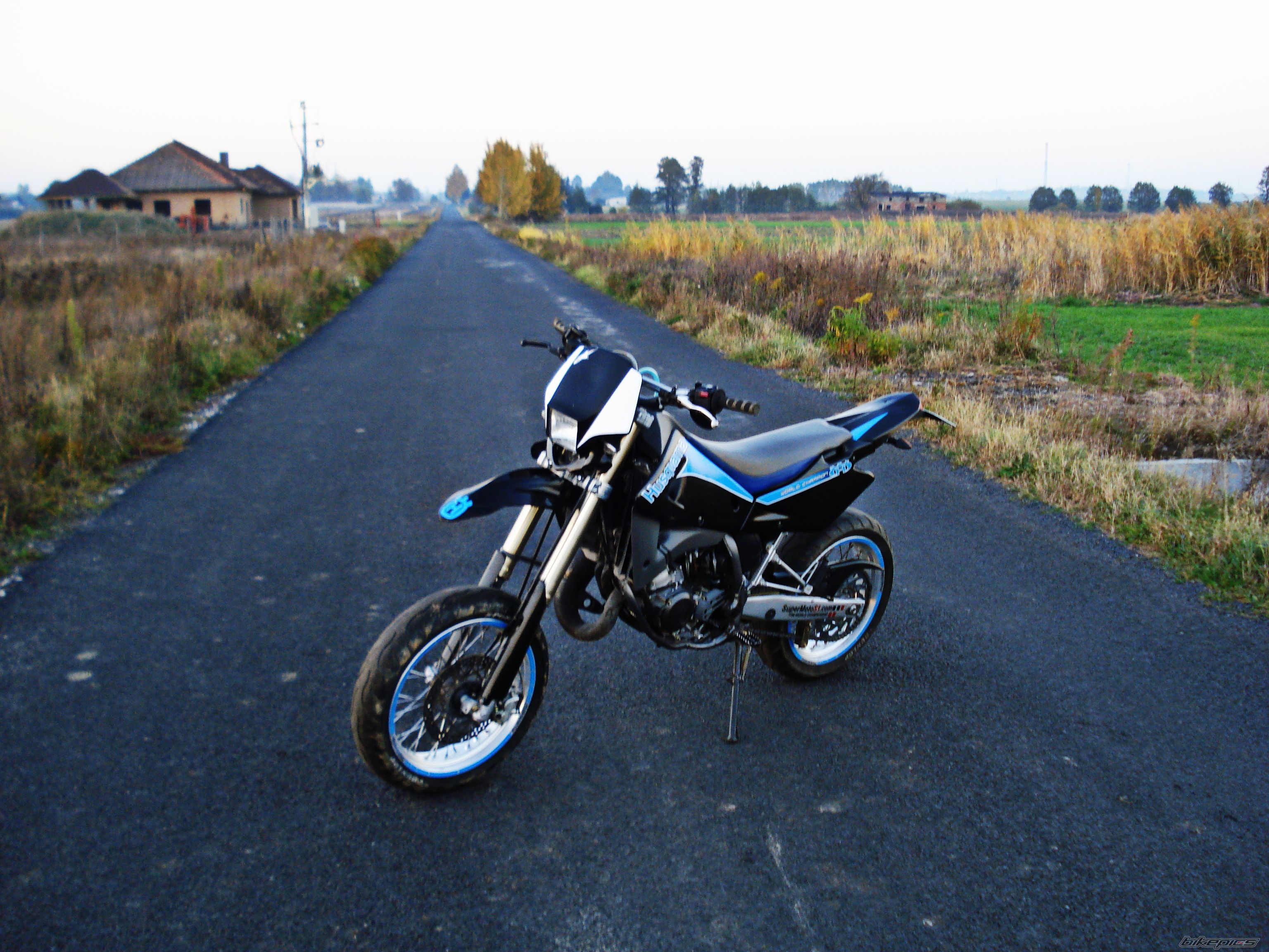Photo 2469984