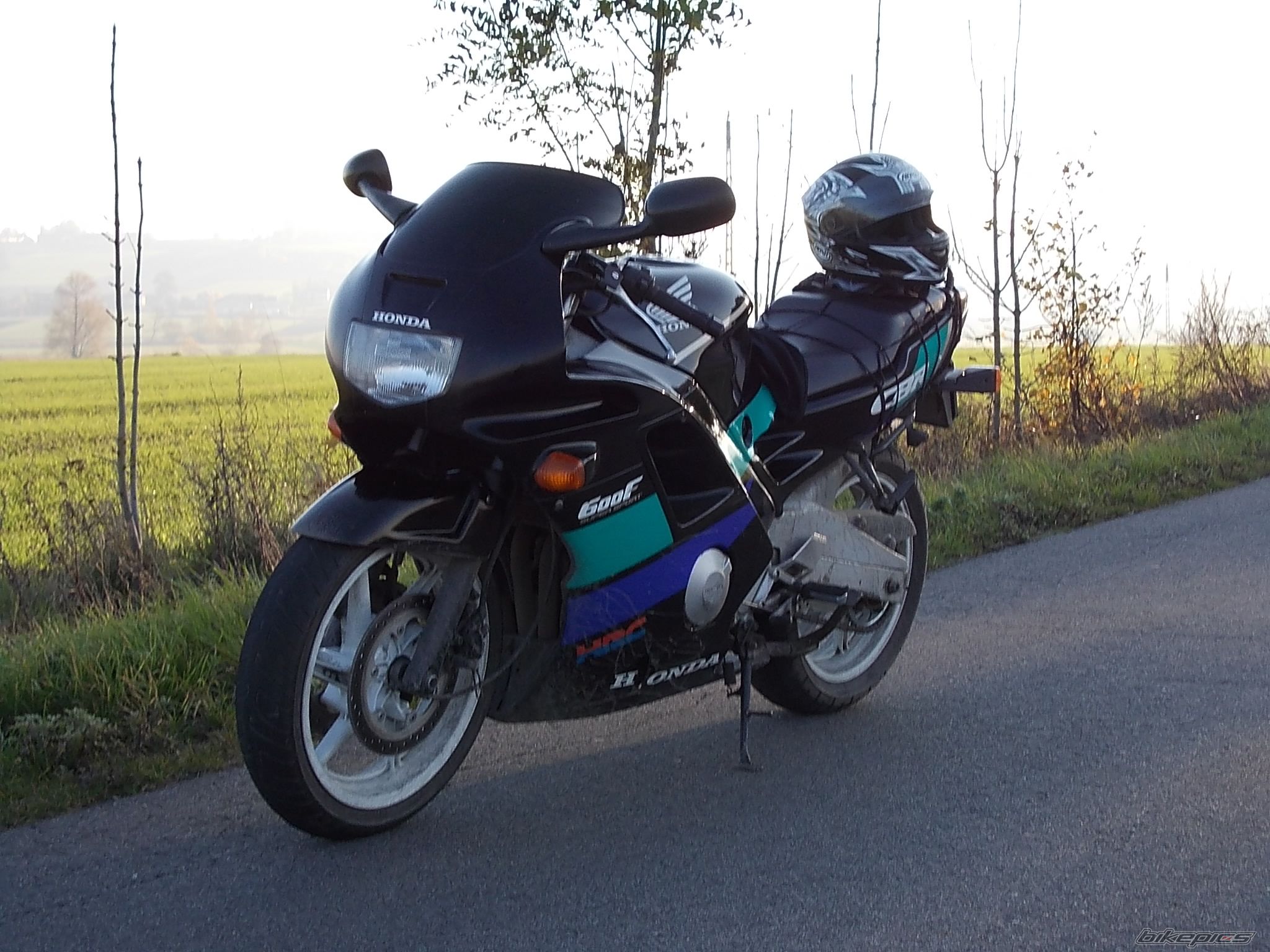 Photo 2470632