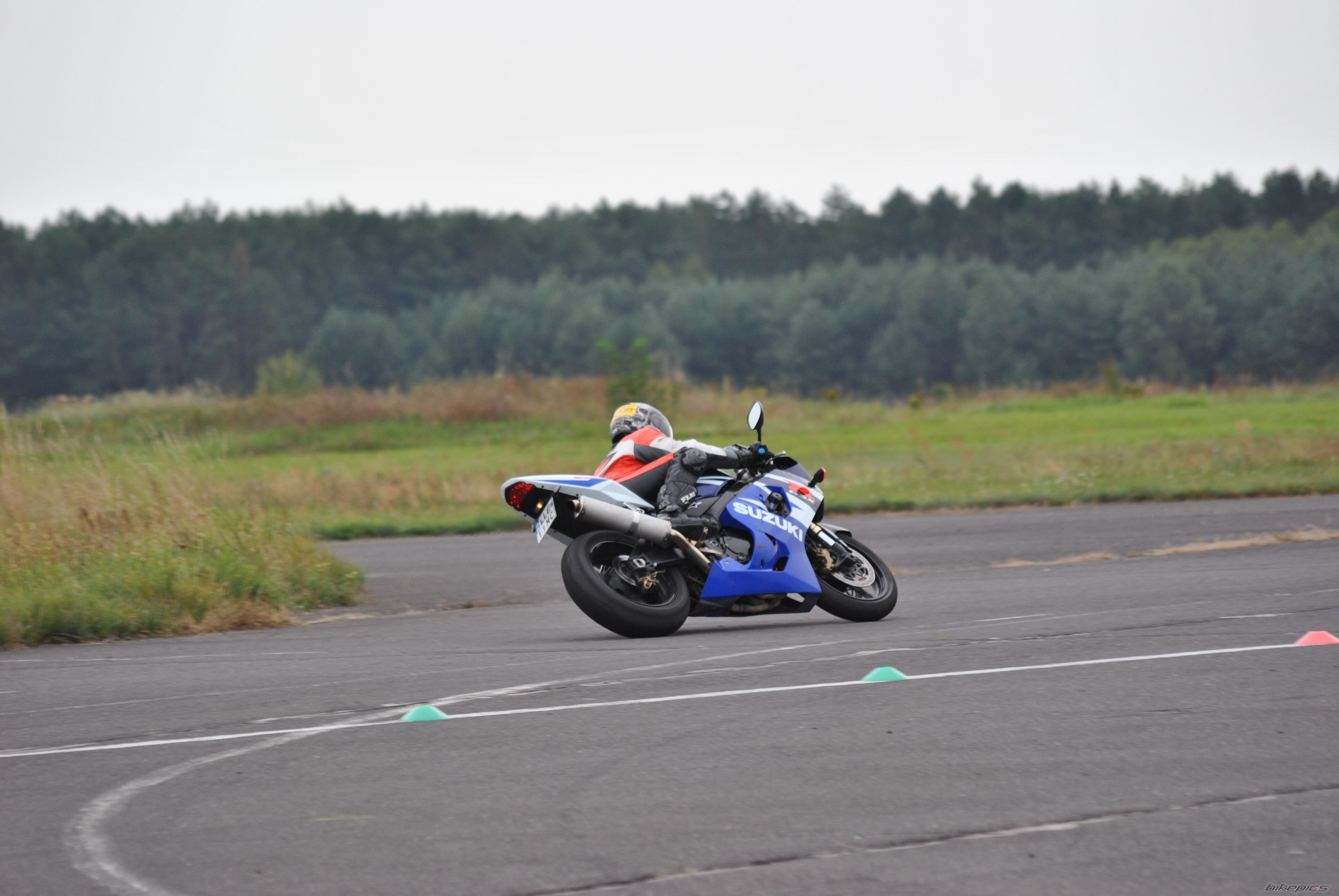 Photo 2470936
