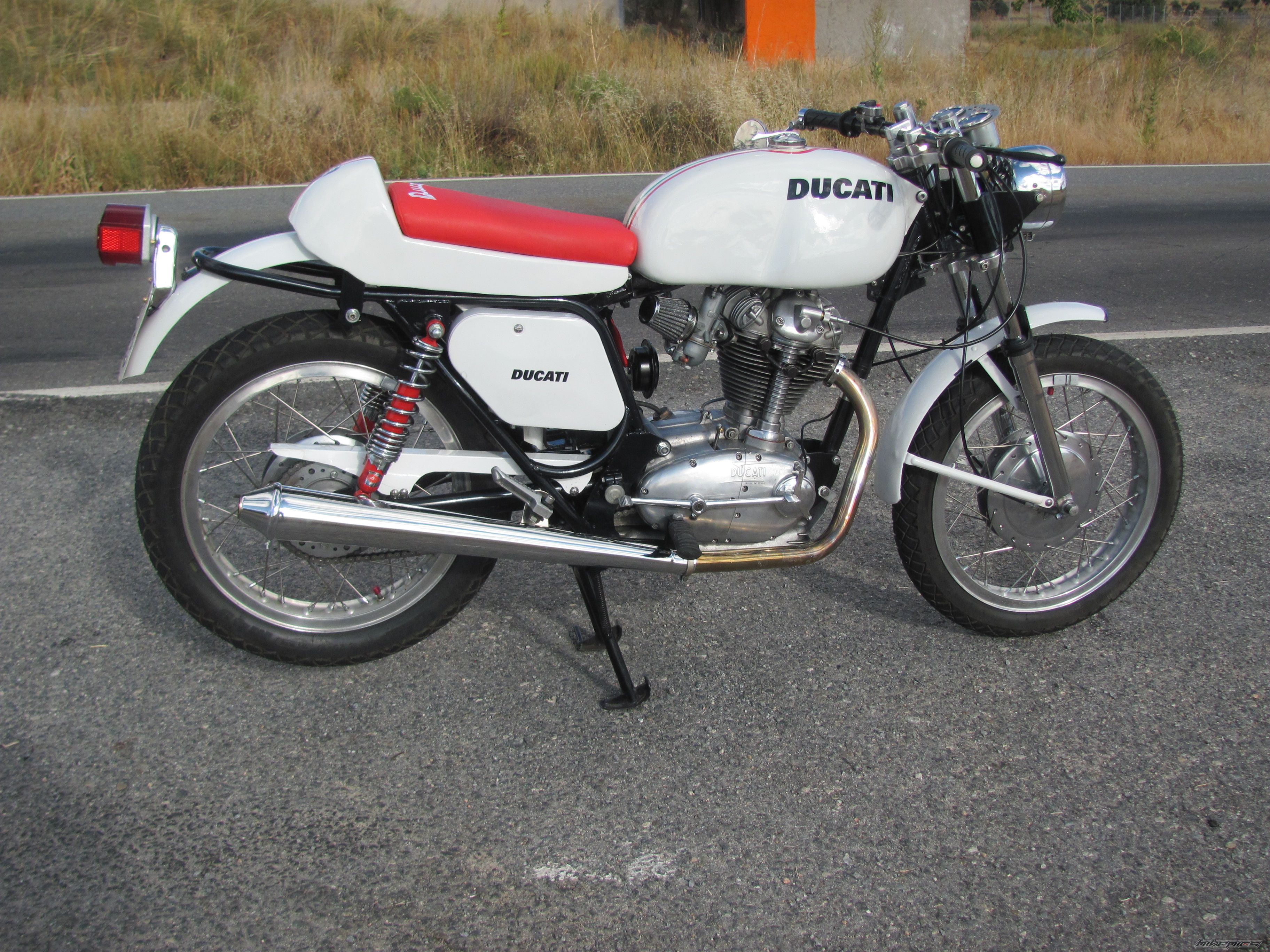 Bike Photo 2471260