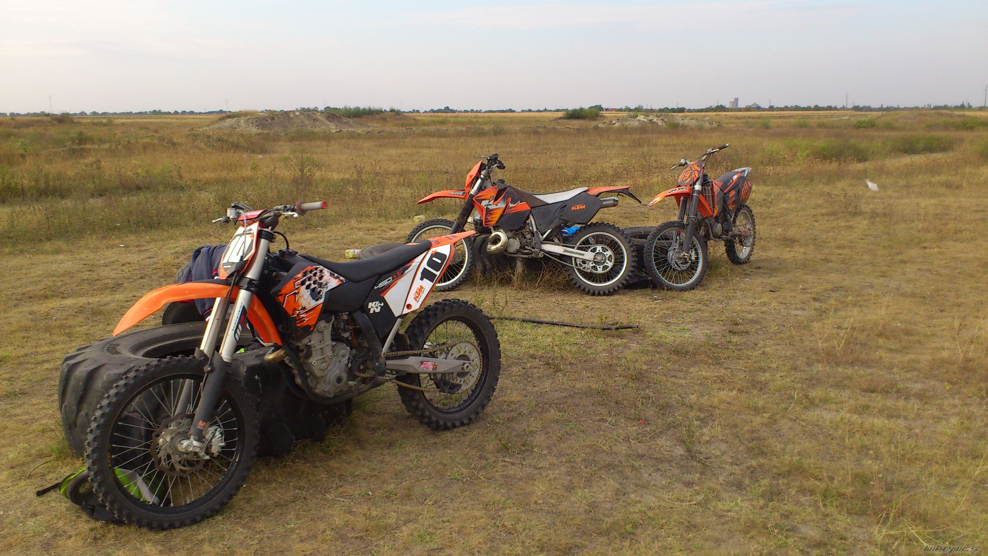 Photo 2471444