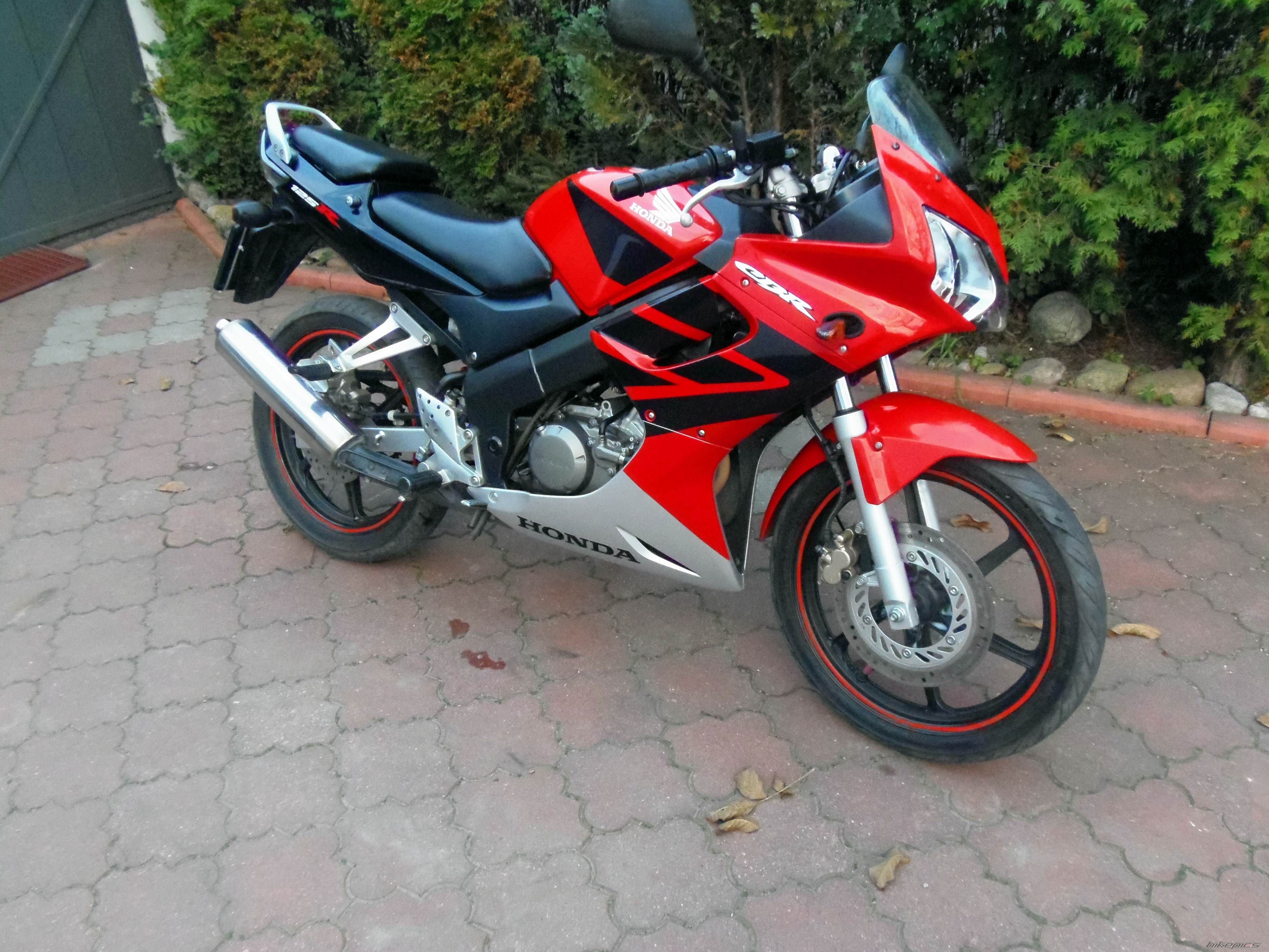 Photo 2471497