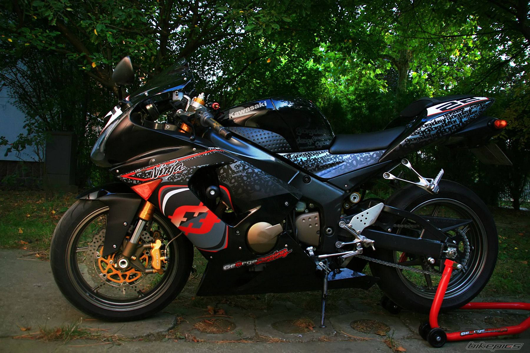 Photo 2471555