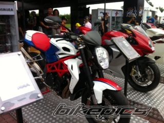 Photo 2471651