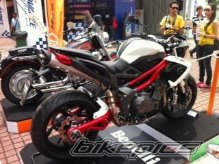 Photo 2471653