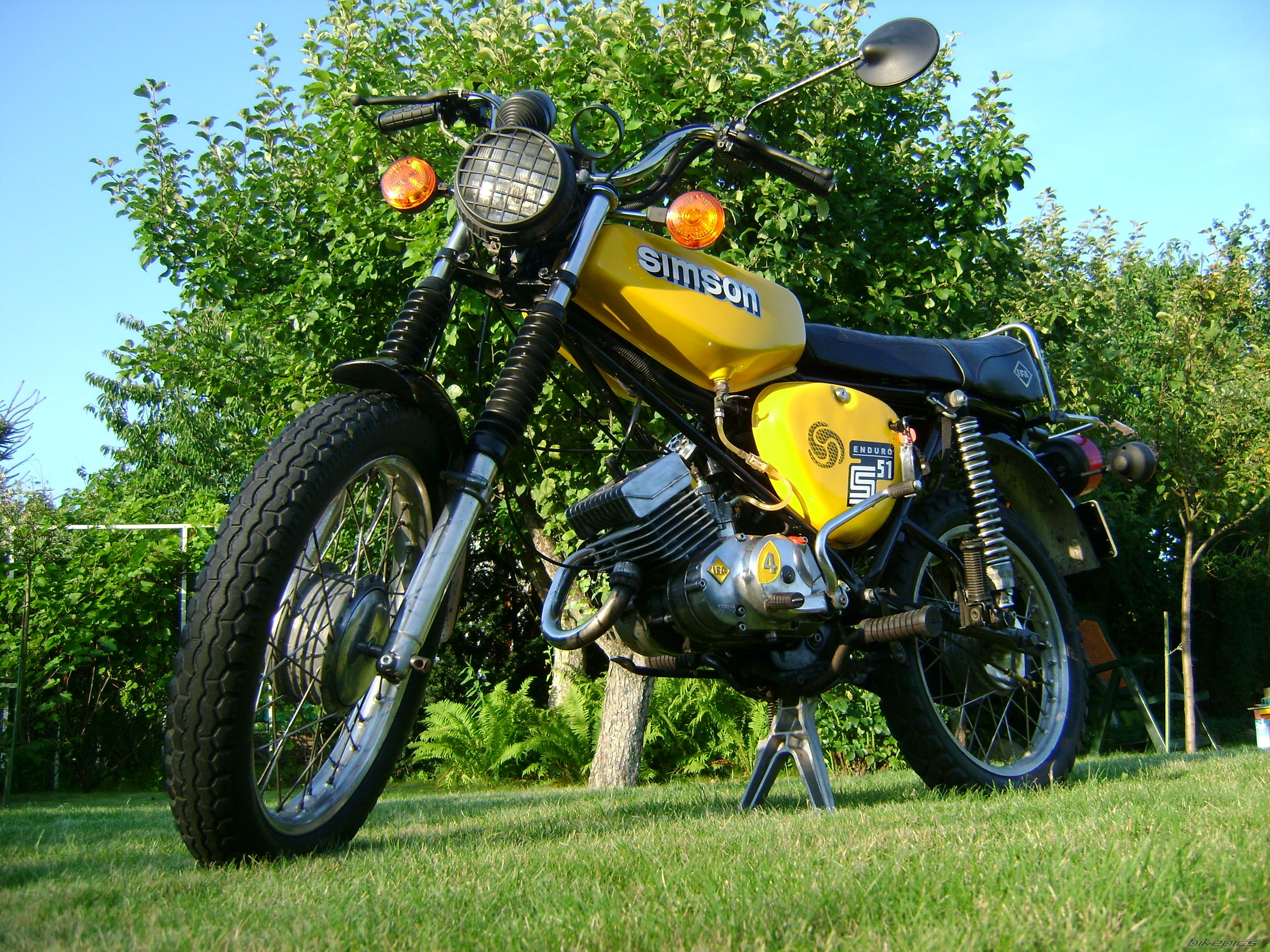 Photo 2471799