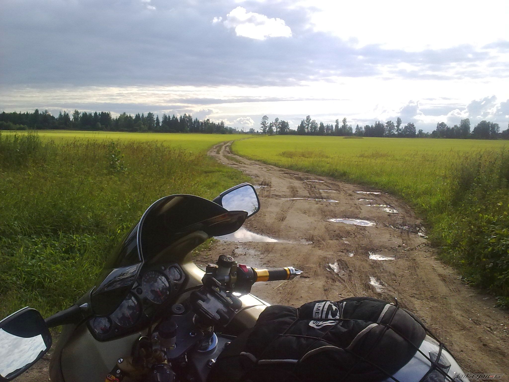 Photo 2472678