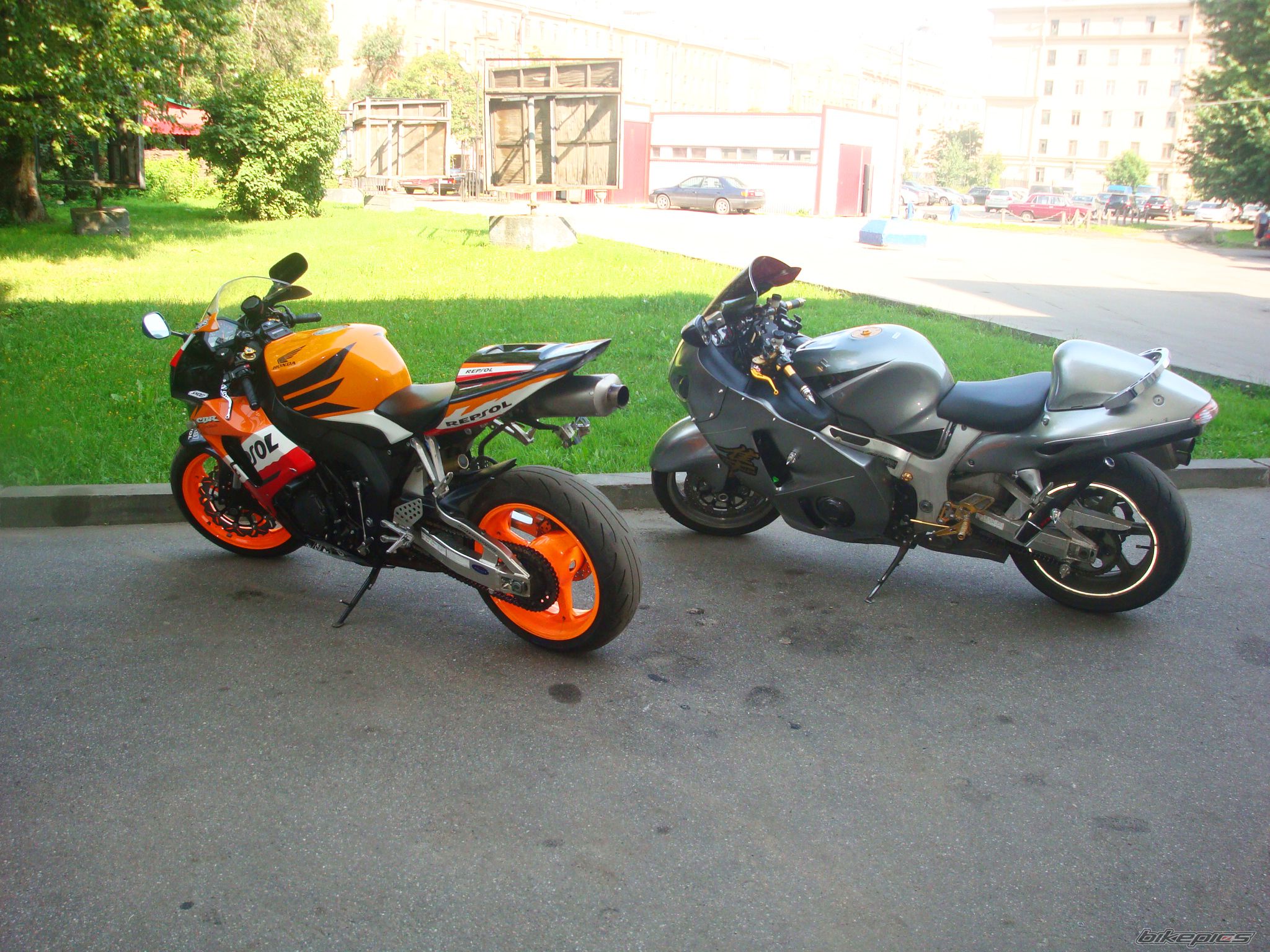Photo 2472746