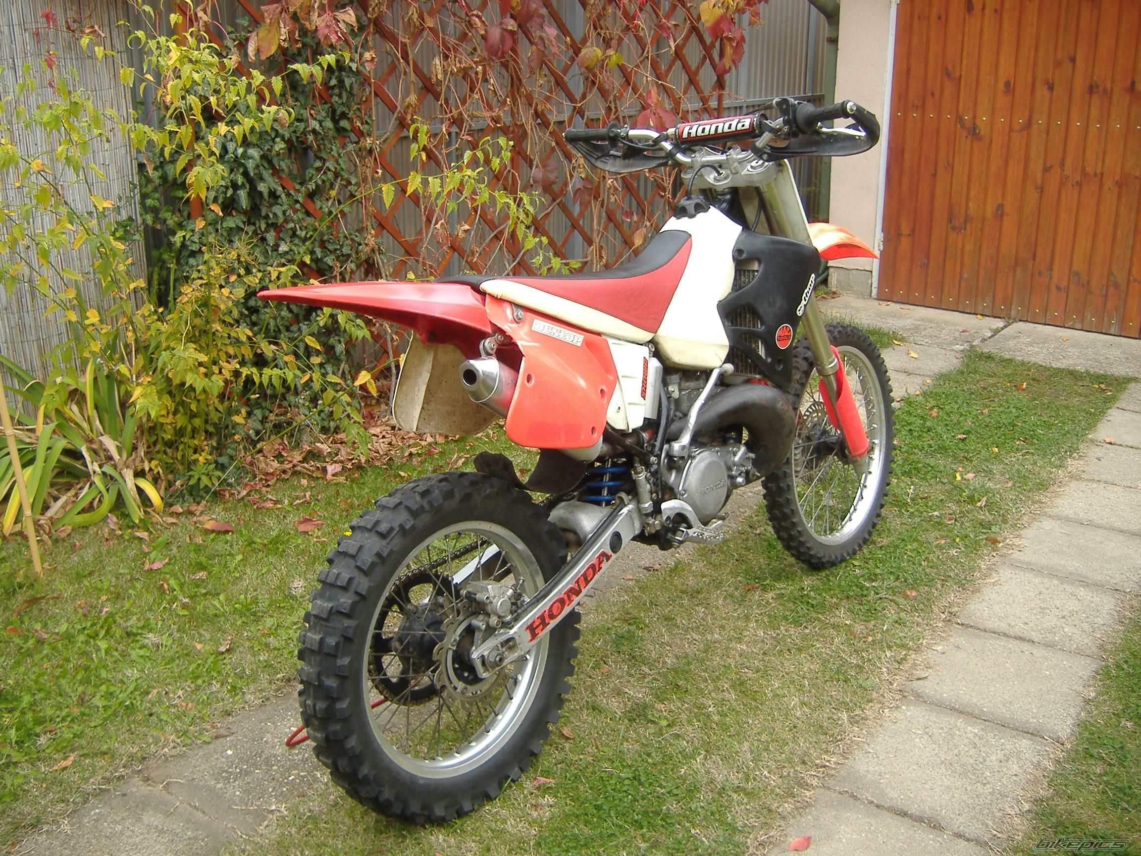 Photo 2472874