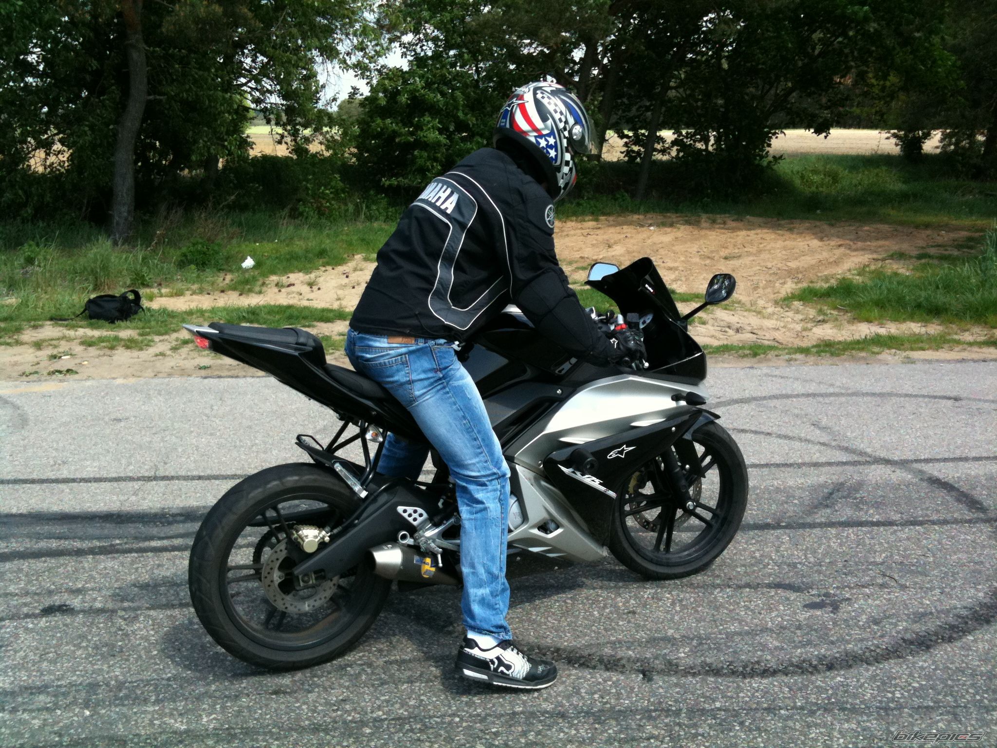 Photo 2472996
