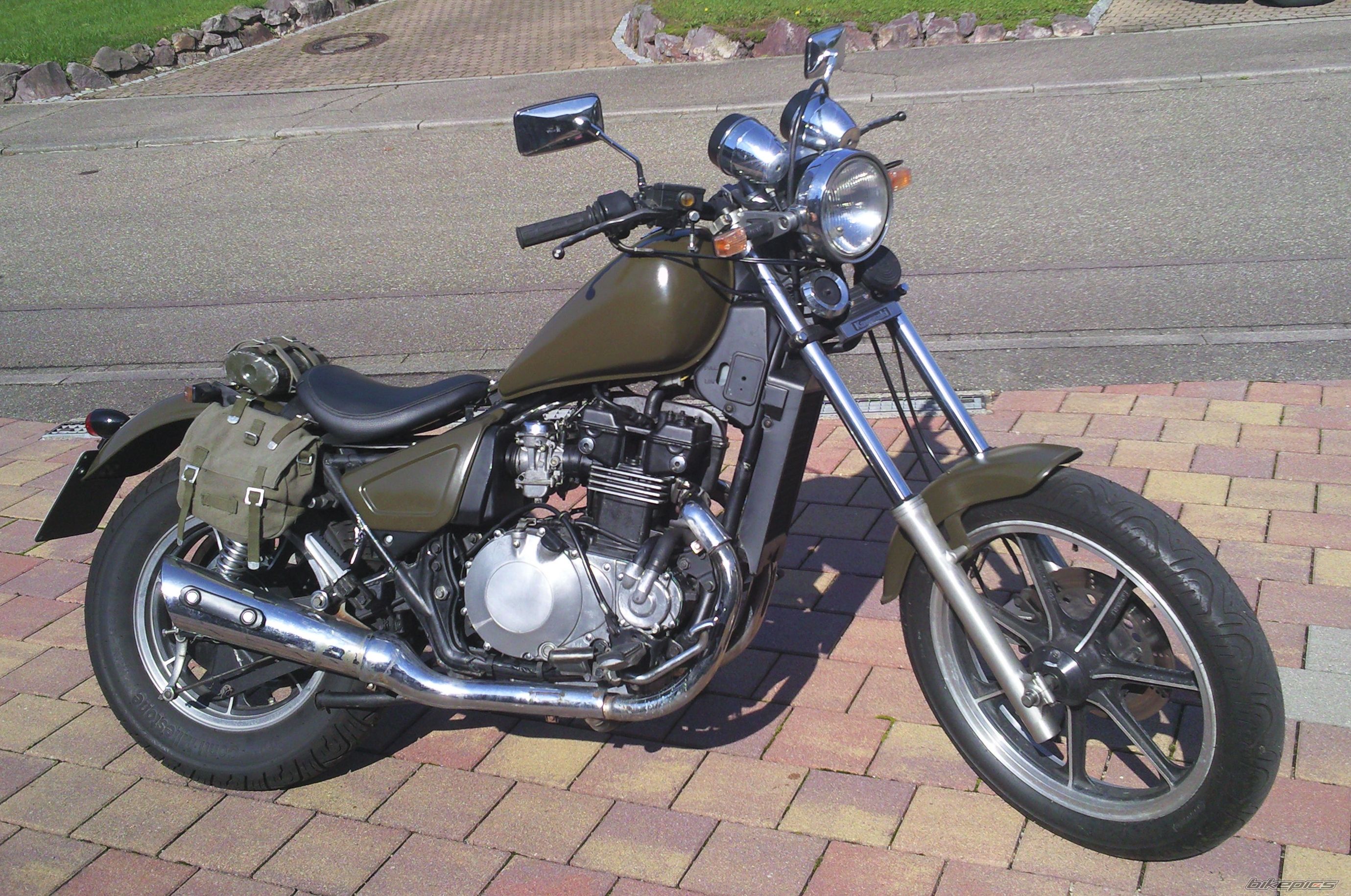 Photo 2473058