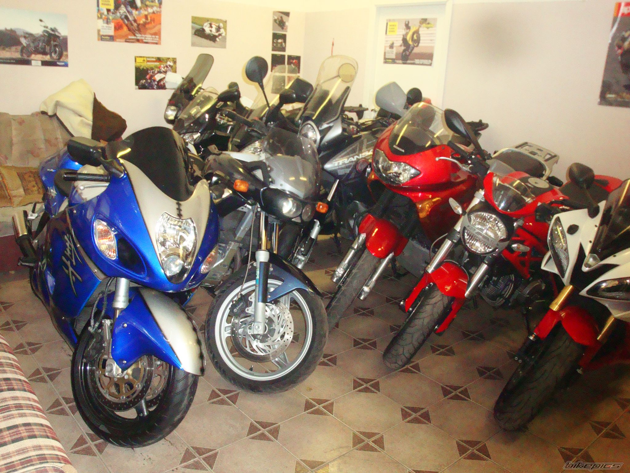 Photo 2473154