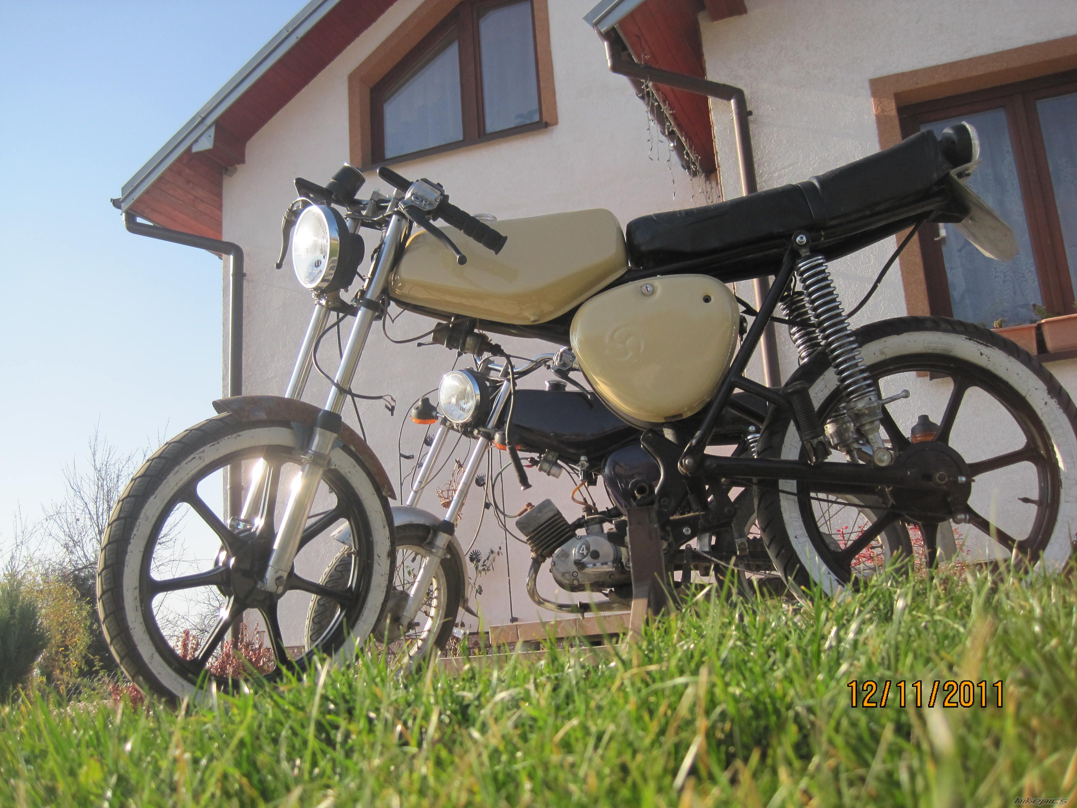 Photo 2473798