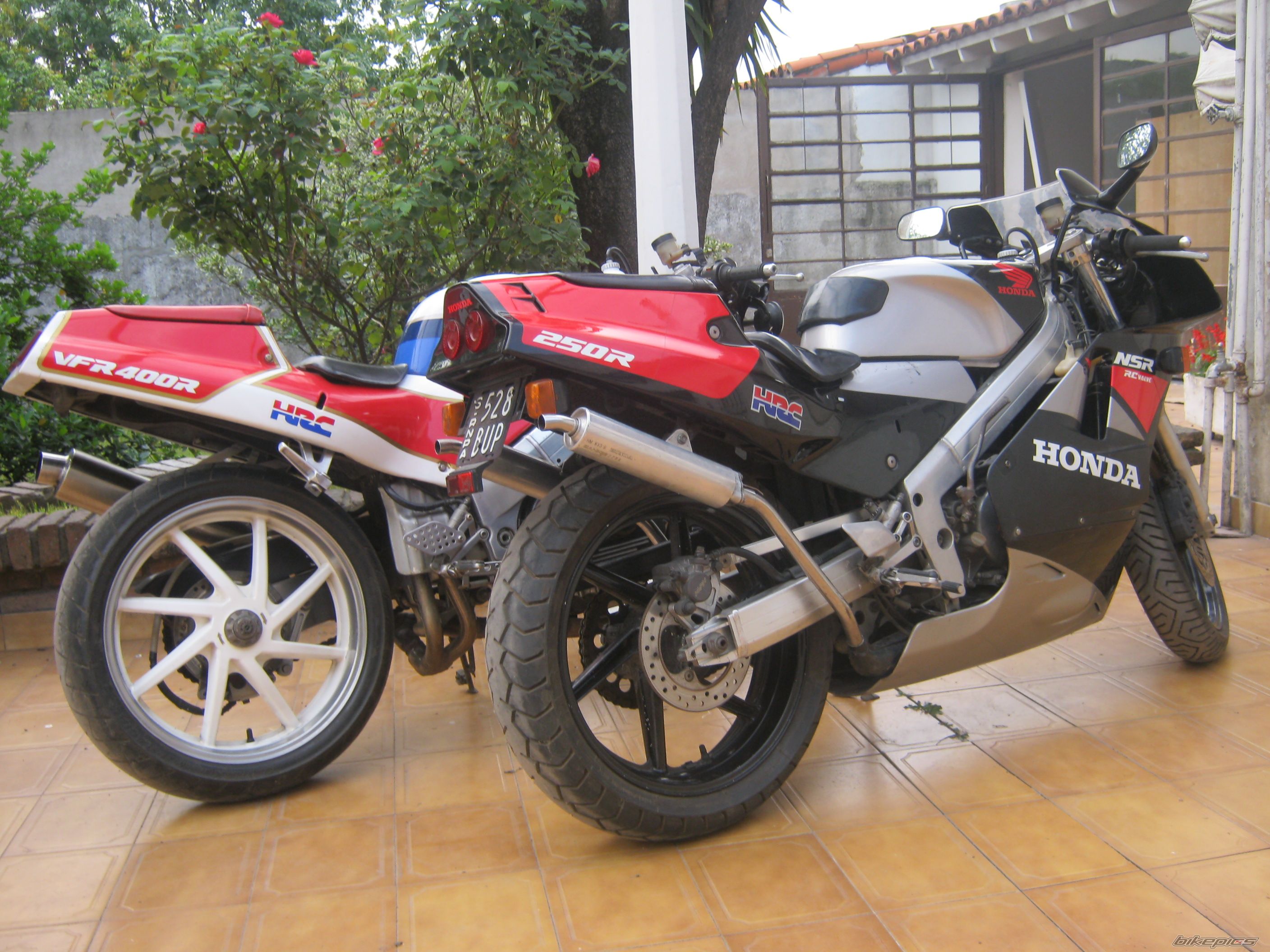 Photo 2473817