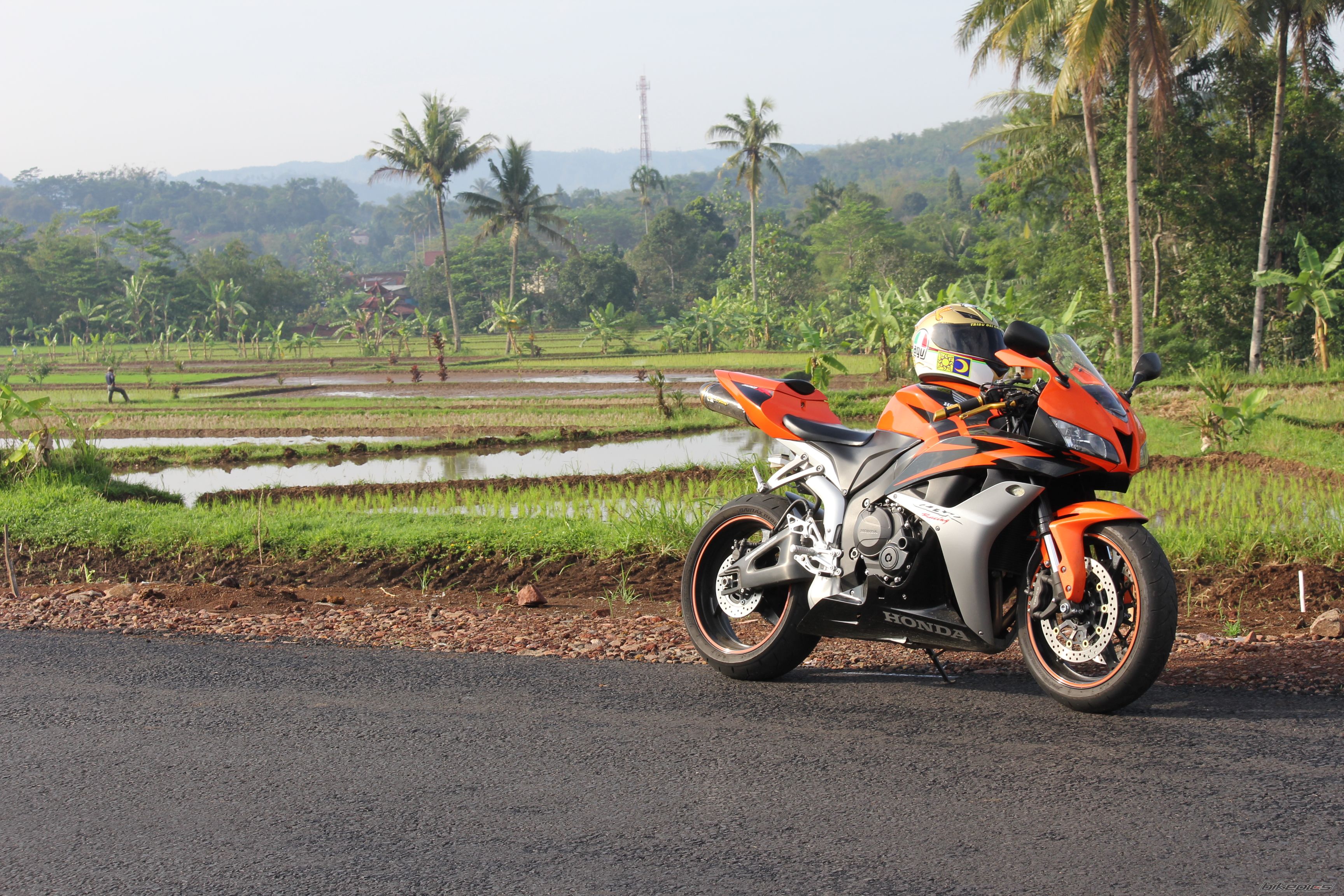 Bike Photo 2473829