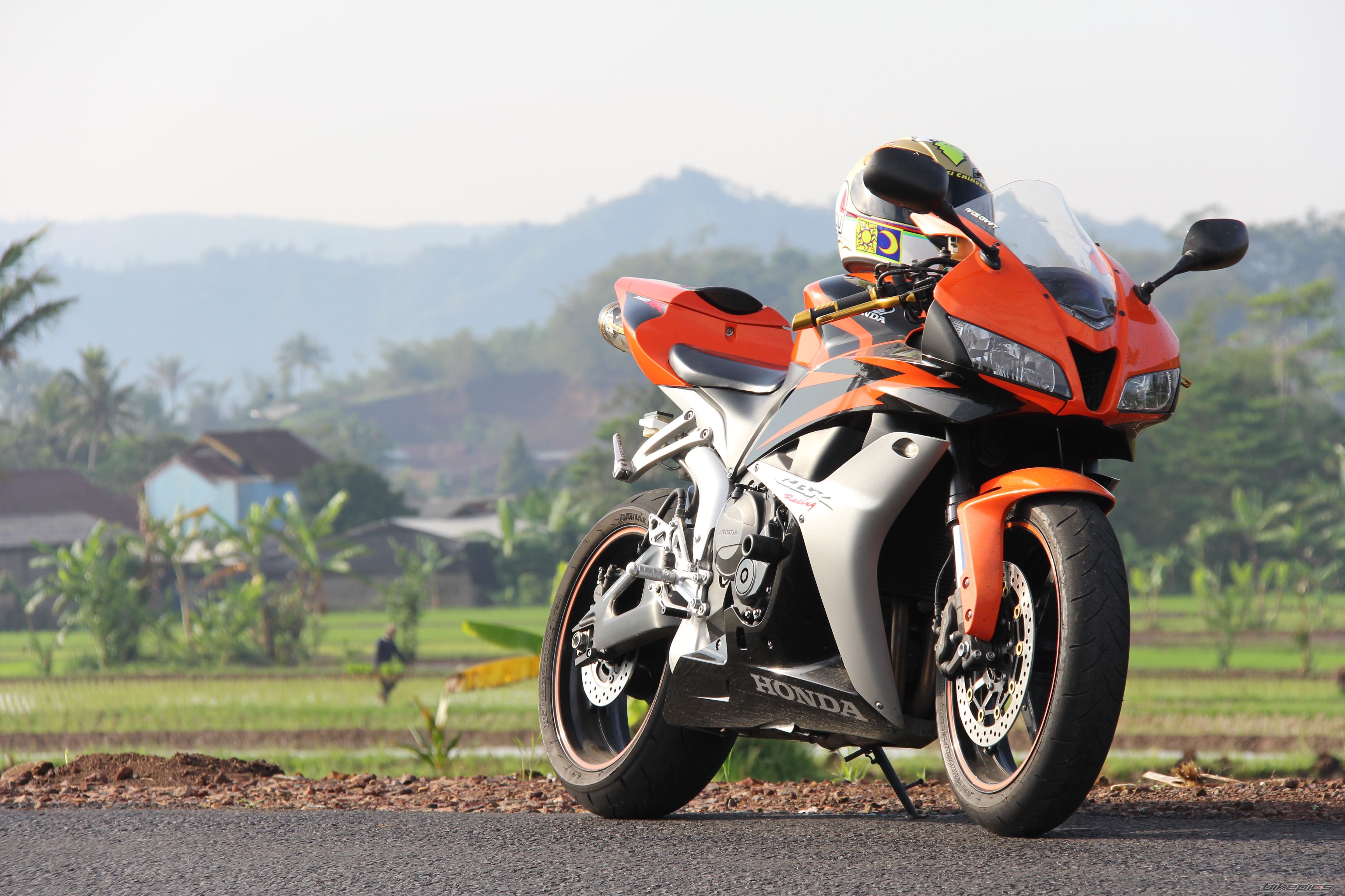 Bike Photo 2473831