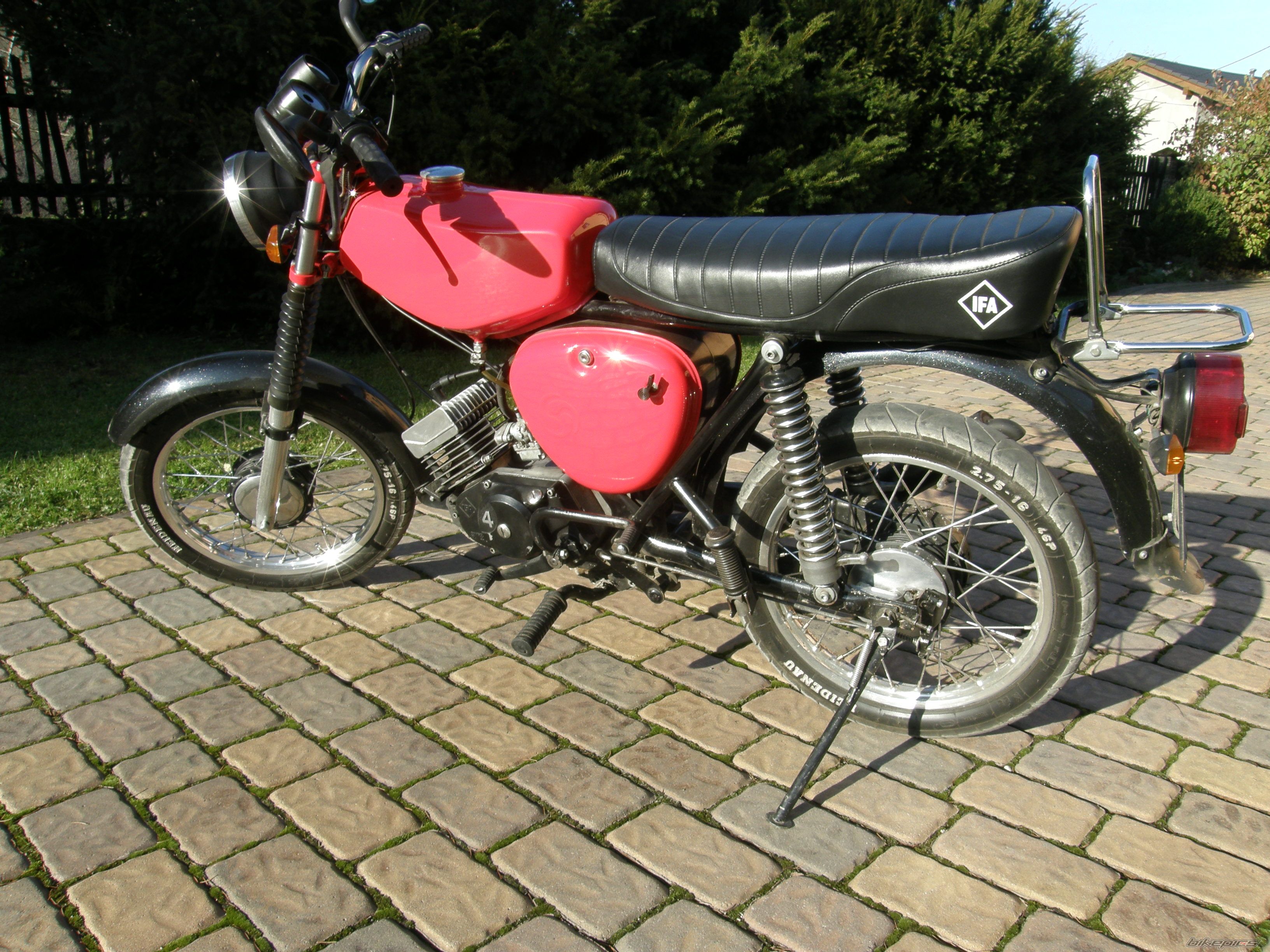 Photo 2473998
