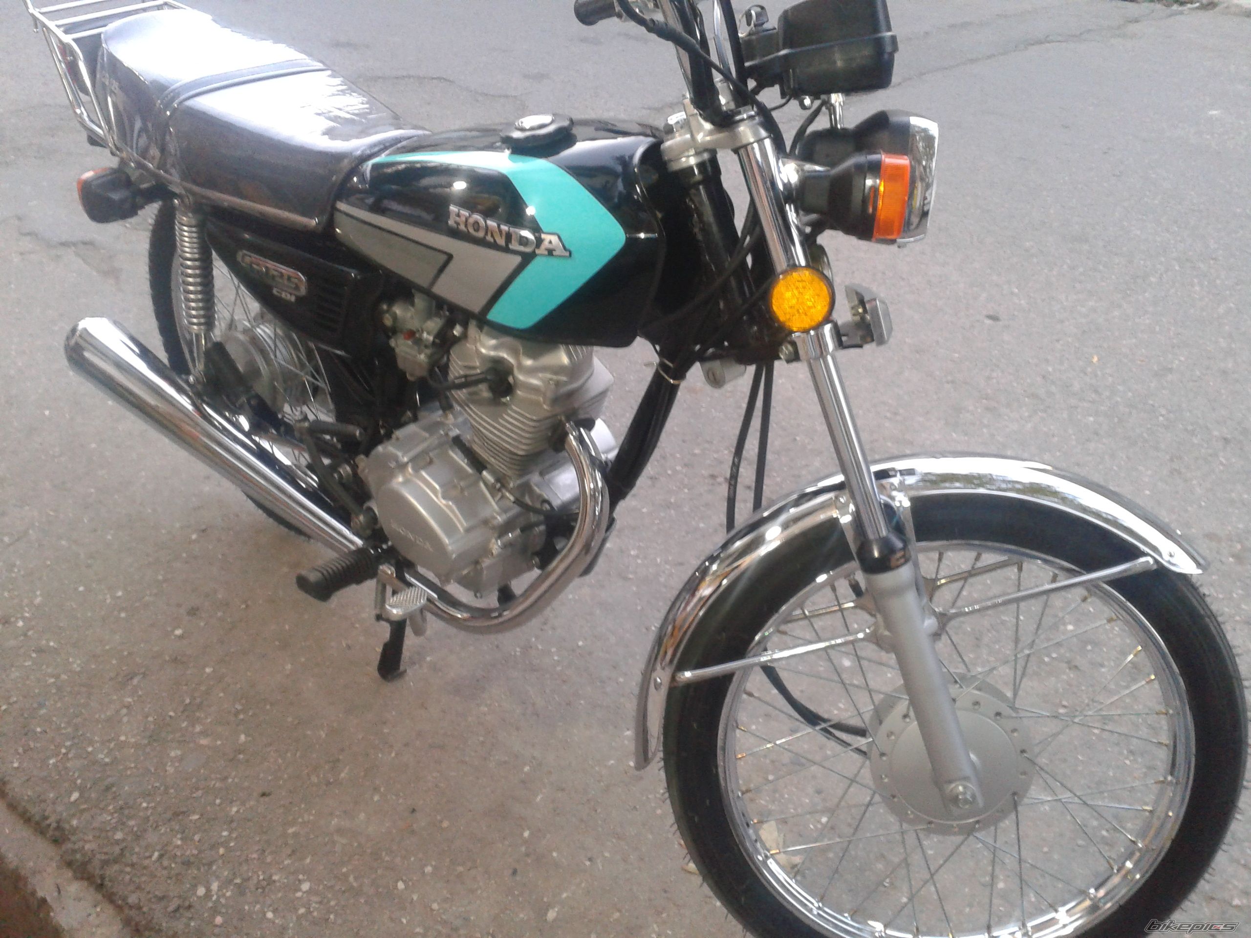 Photo 2474344