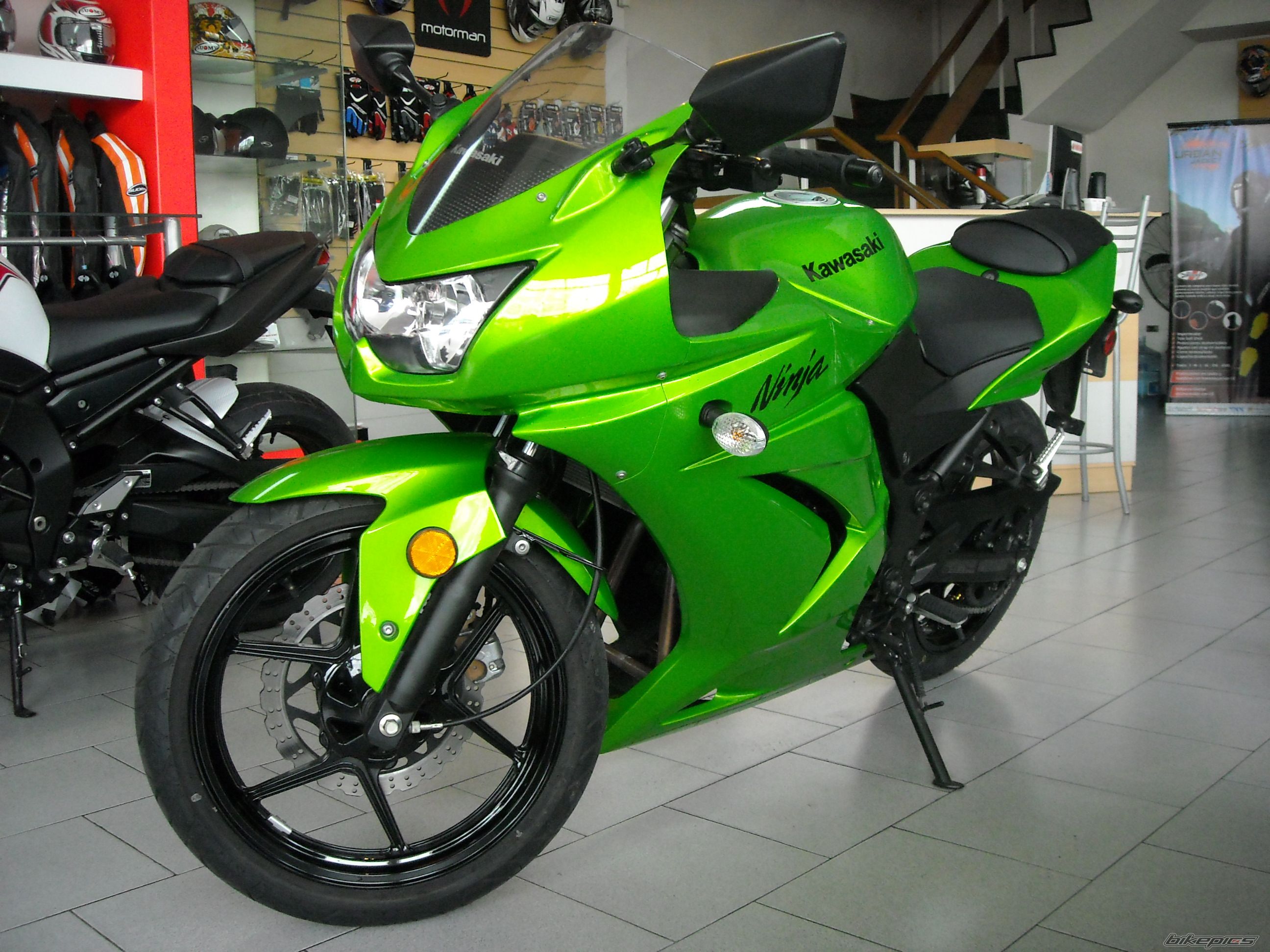 Photo 2474599