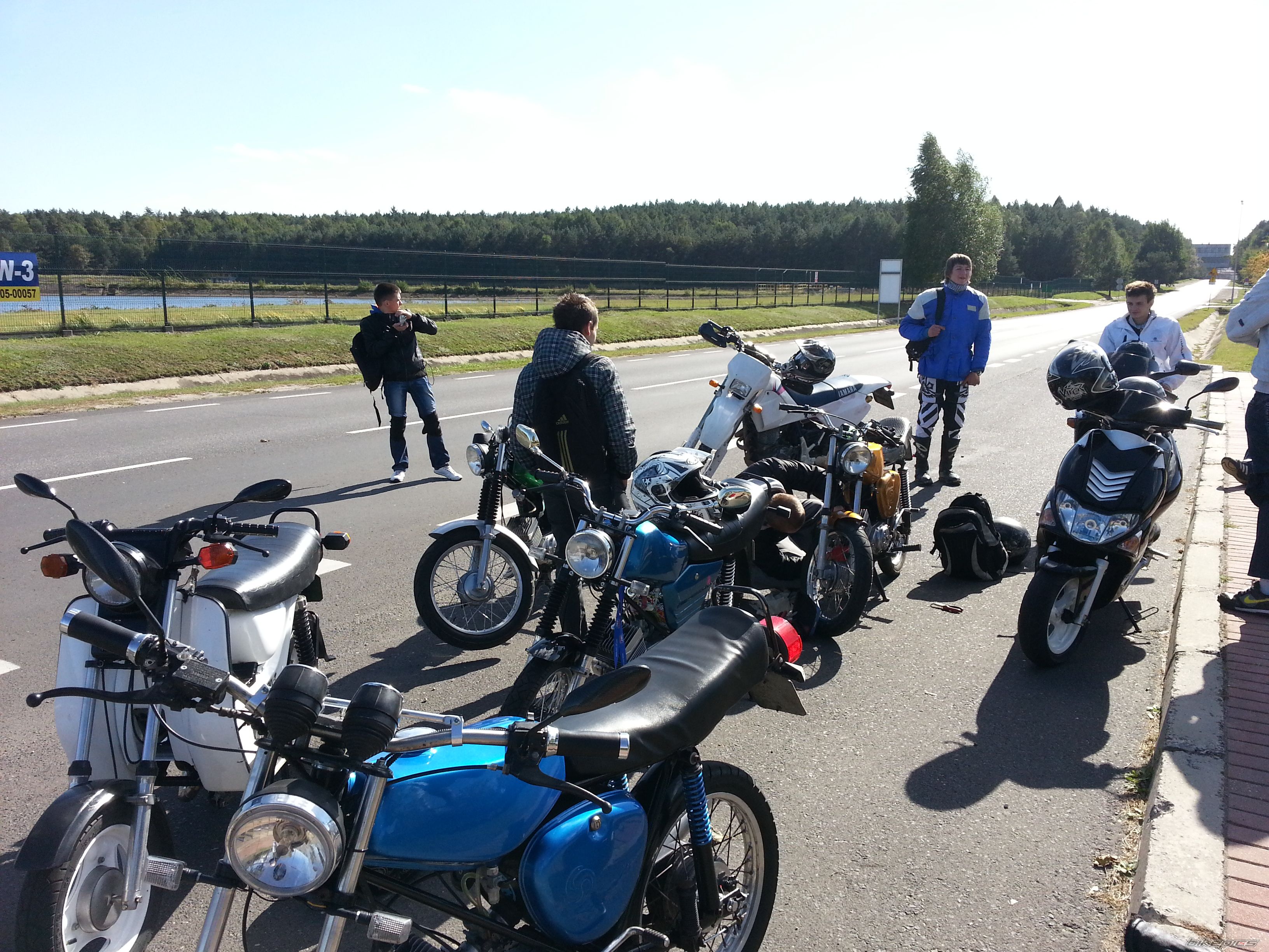 Photo 2474853