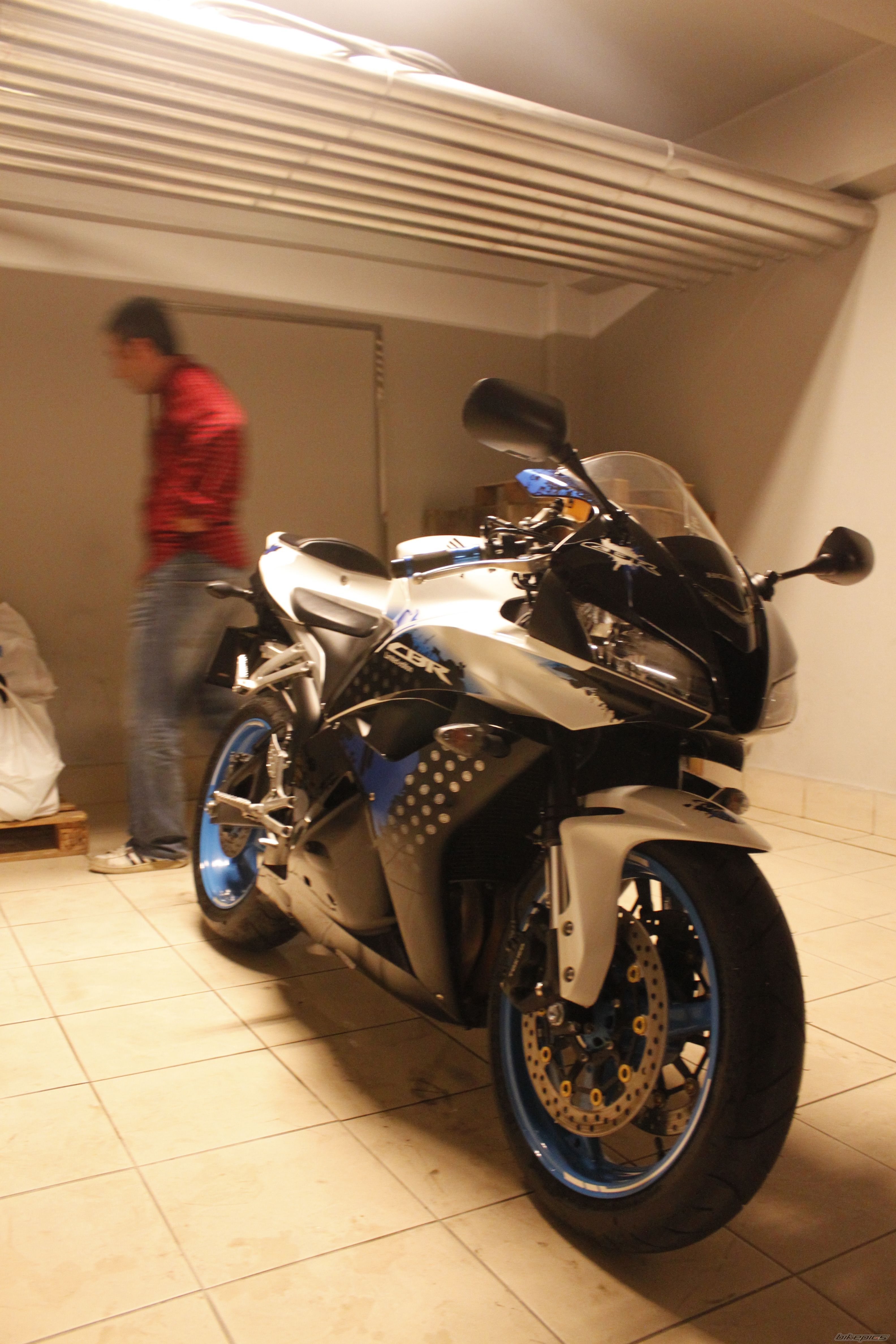 Photo 2474896